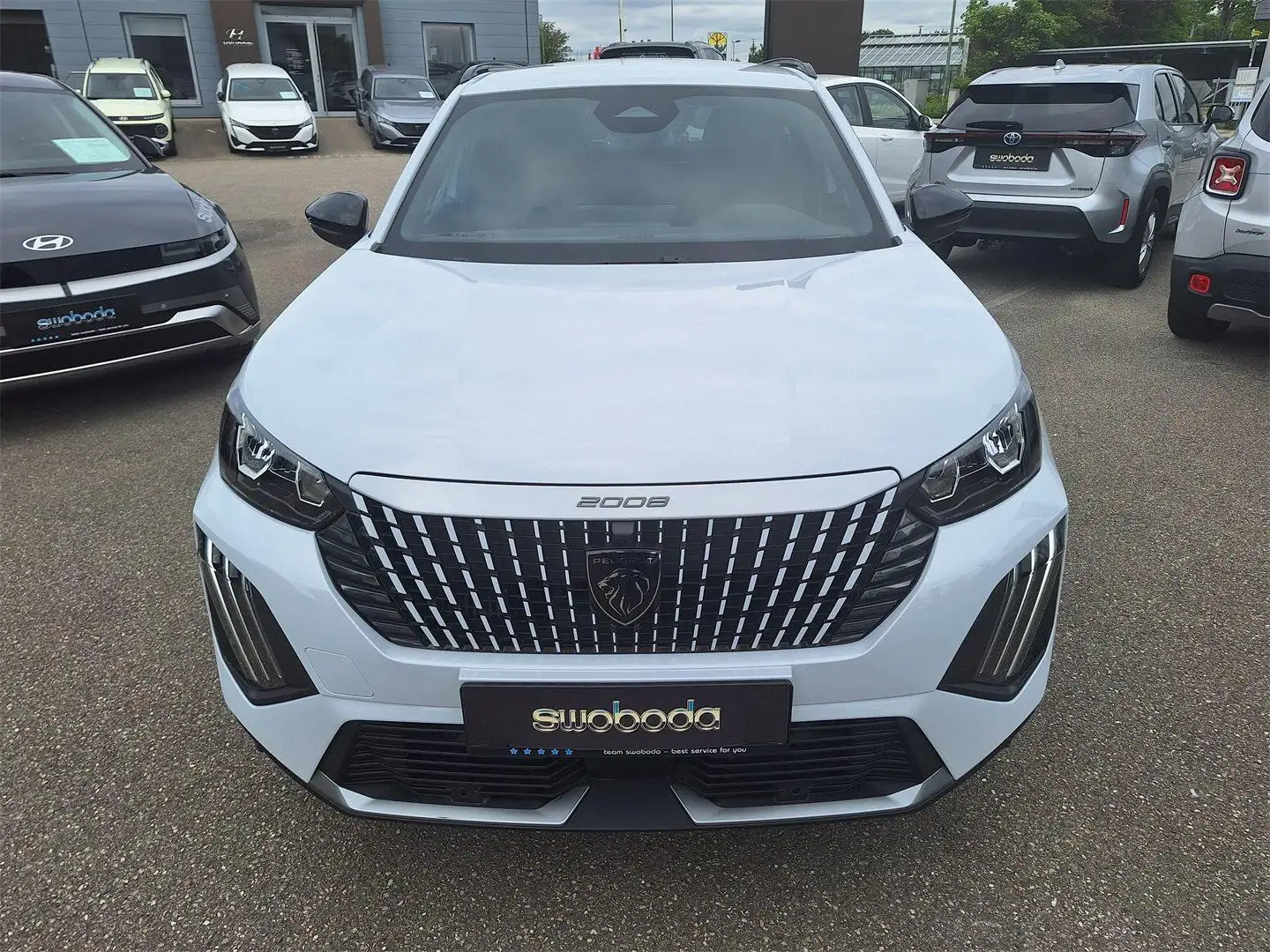 Peugeot 2008 Hybrid 145 e-DCS6 Allure Weiß - 2