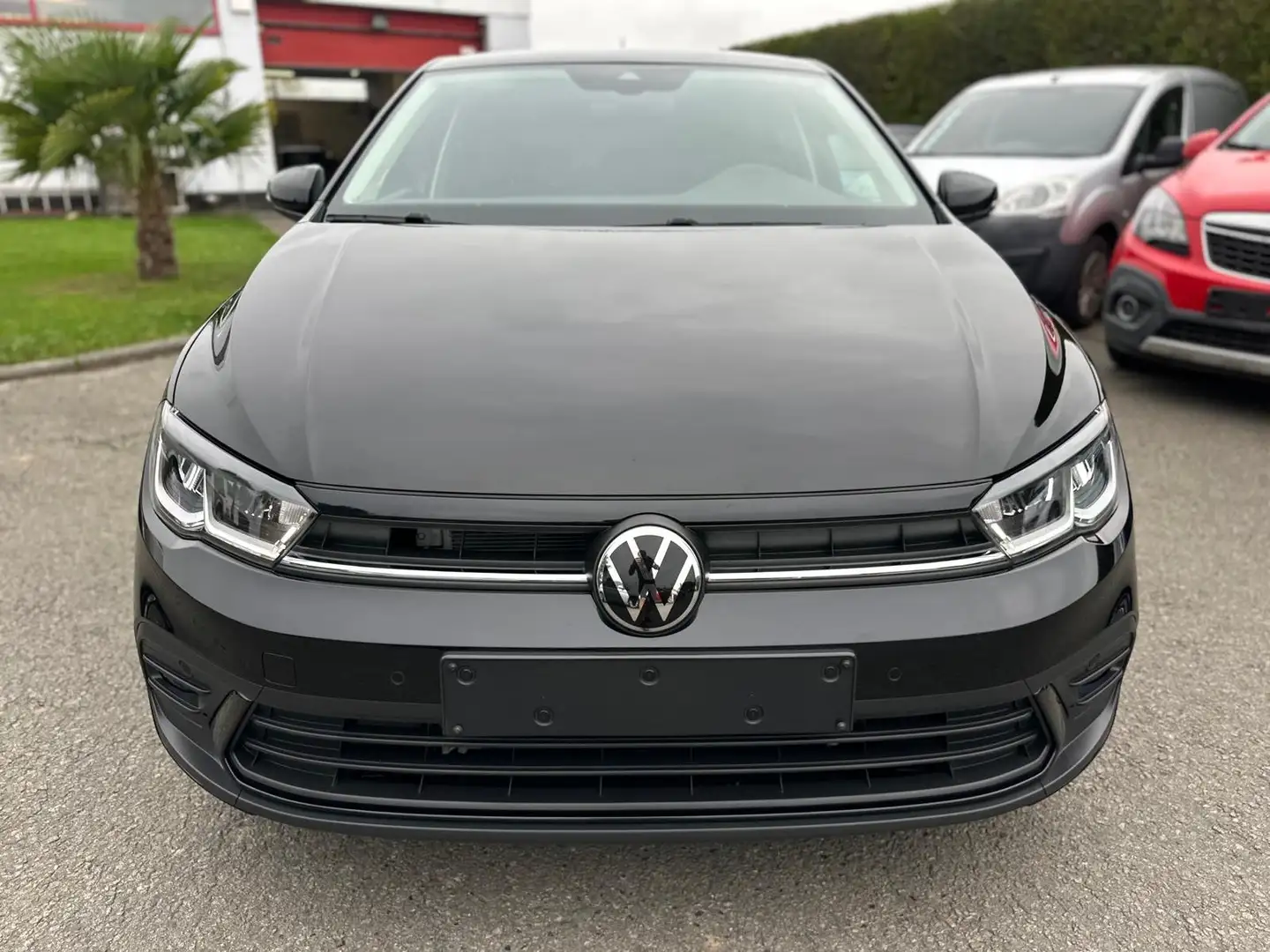 Volkswagen Polo Polo 1.0 TSI Life Business OPF DSG Zwart - 2