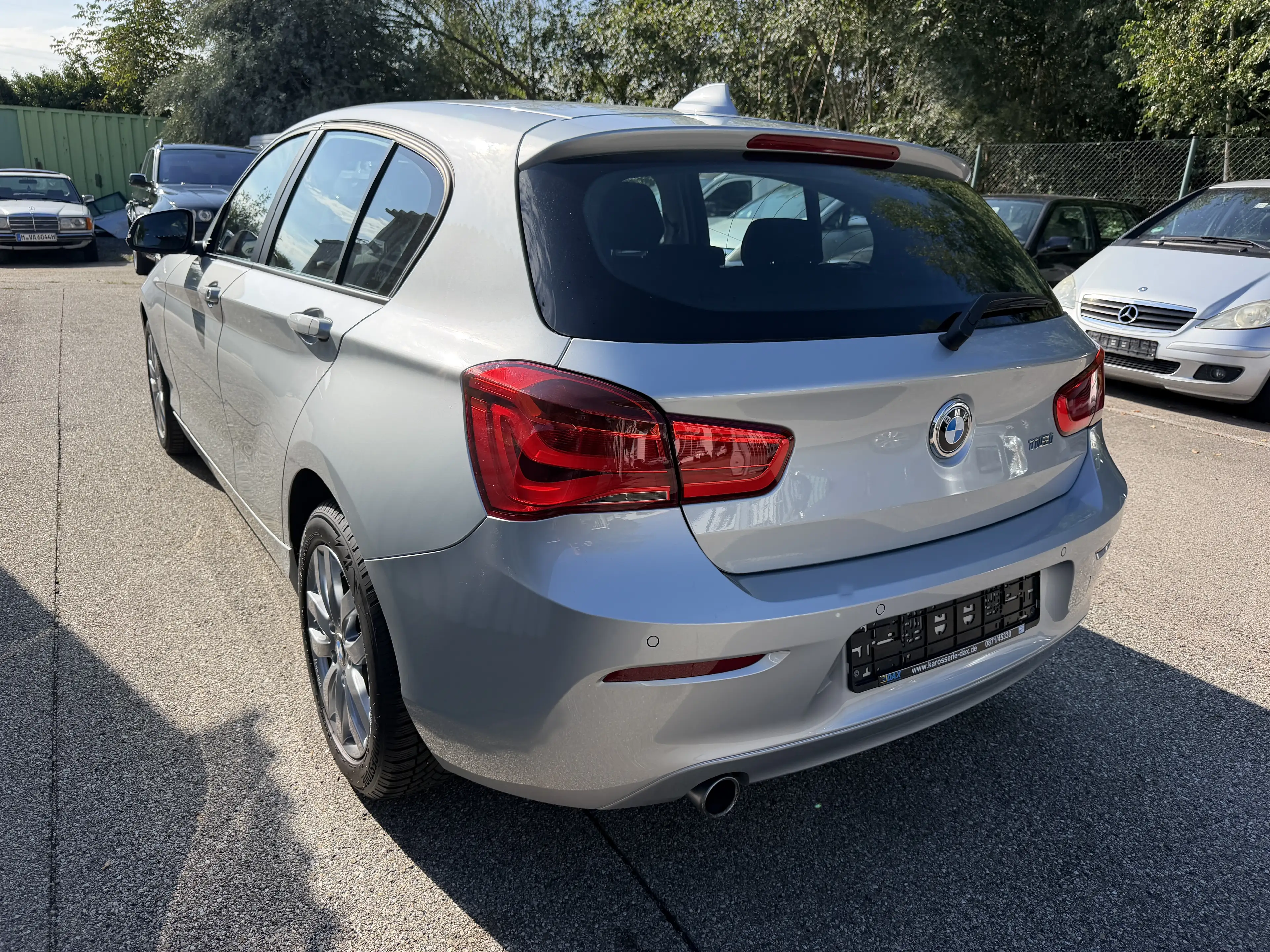 BMW 116 i Advantage* 2. Hand* Navi* SHZ* TÜV Service Neu* — photo 11