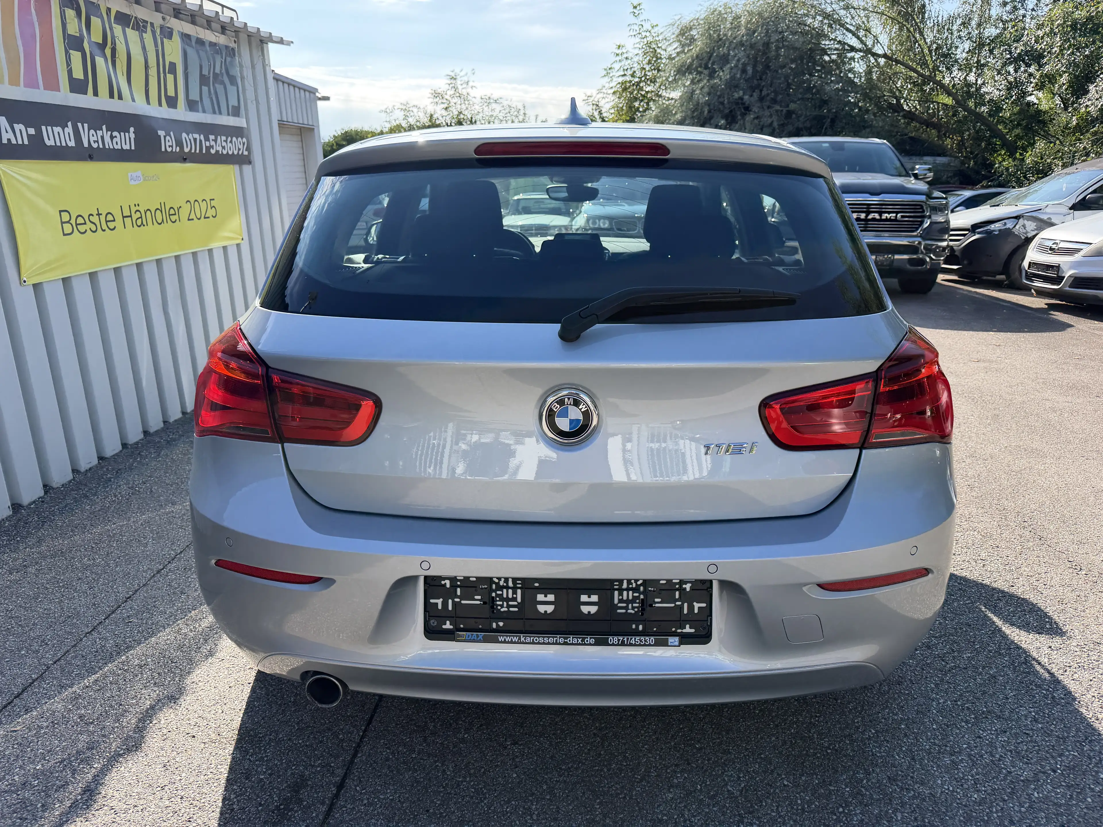 BMW 116 i Advantage* 2. Hand* Navi* SHZ* TÜV Service Neu* — photo 9