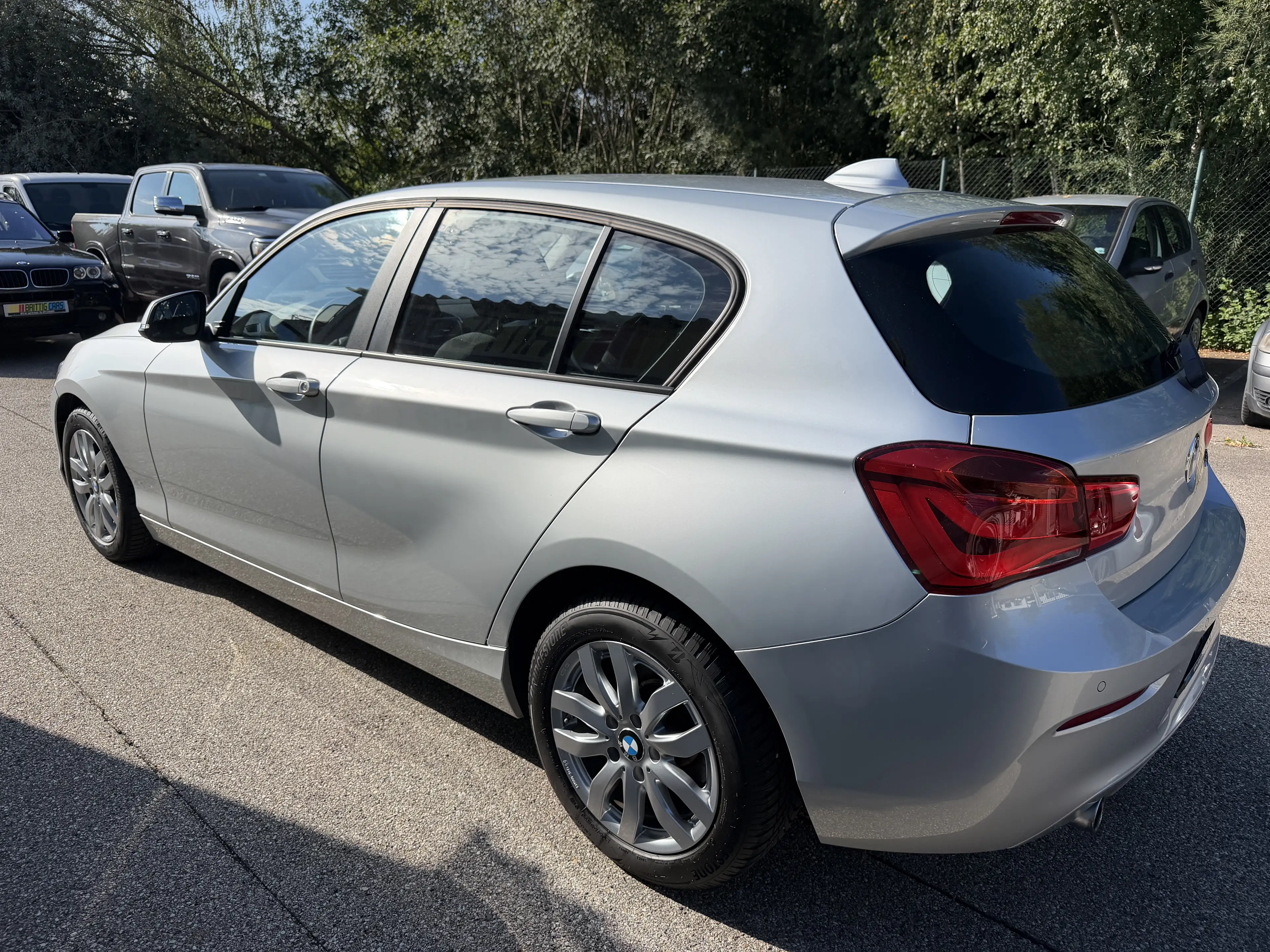 BMW 116 i Advantage* 2. Hand* Navi* SHZ* TÜV Service Neu* — photo 12