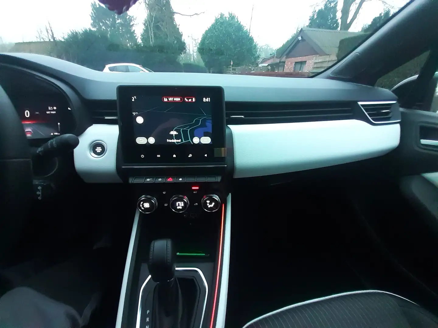 Renault Clio Clio TCe 100 X-tronic INTENS Rood - 2