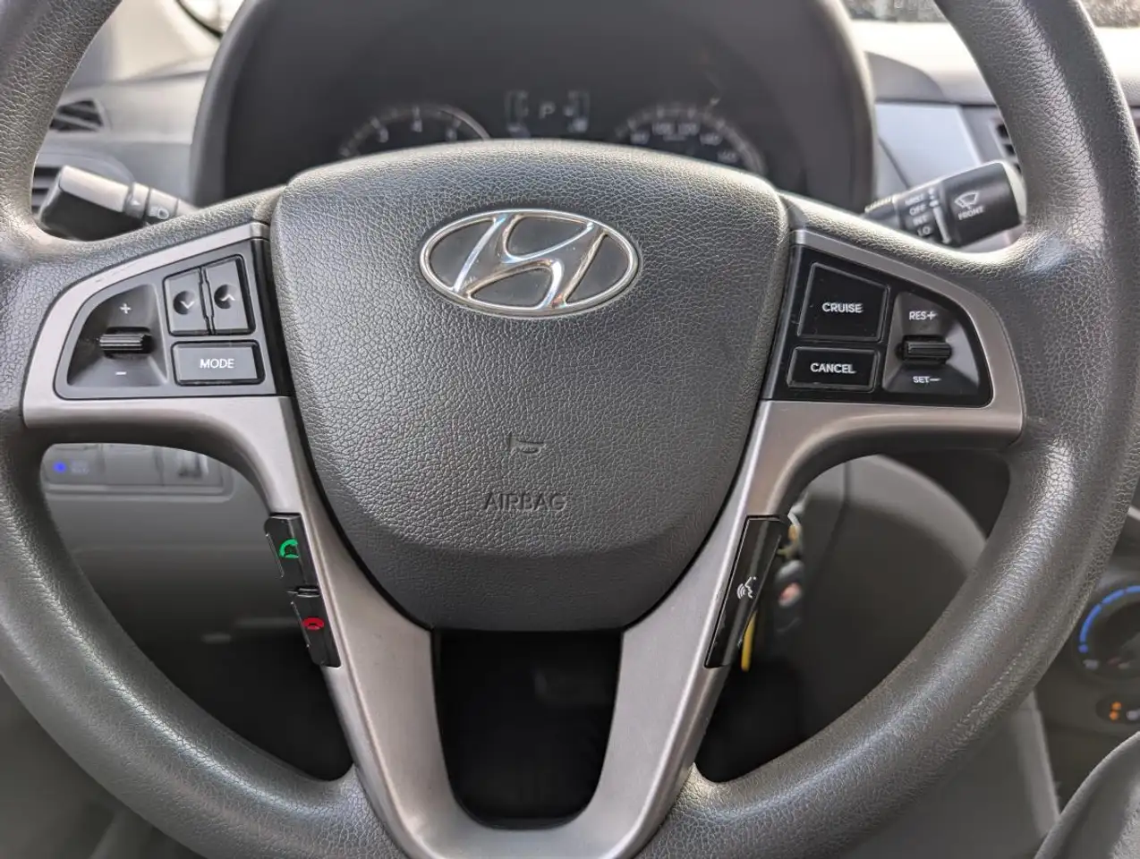 Hyundai ACCENT снимка Hyundai ACCENT