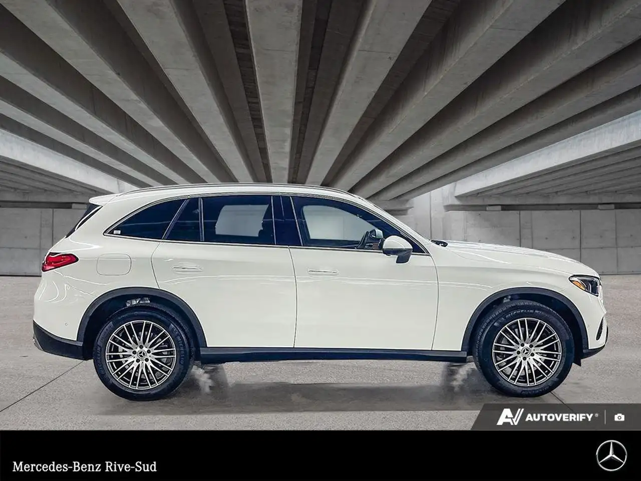 Mercedes-Benz GLC снимка Mercedes-Benz GLC