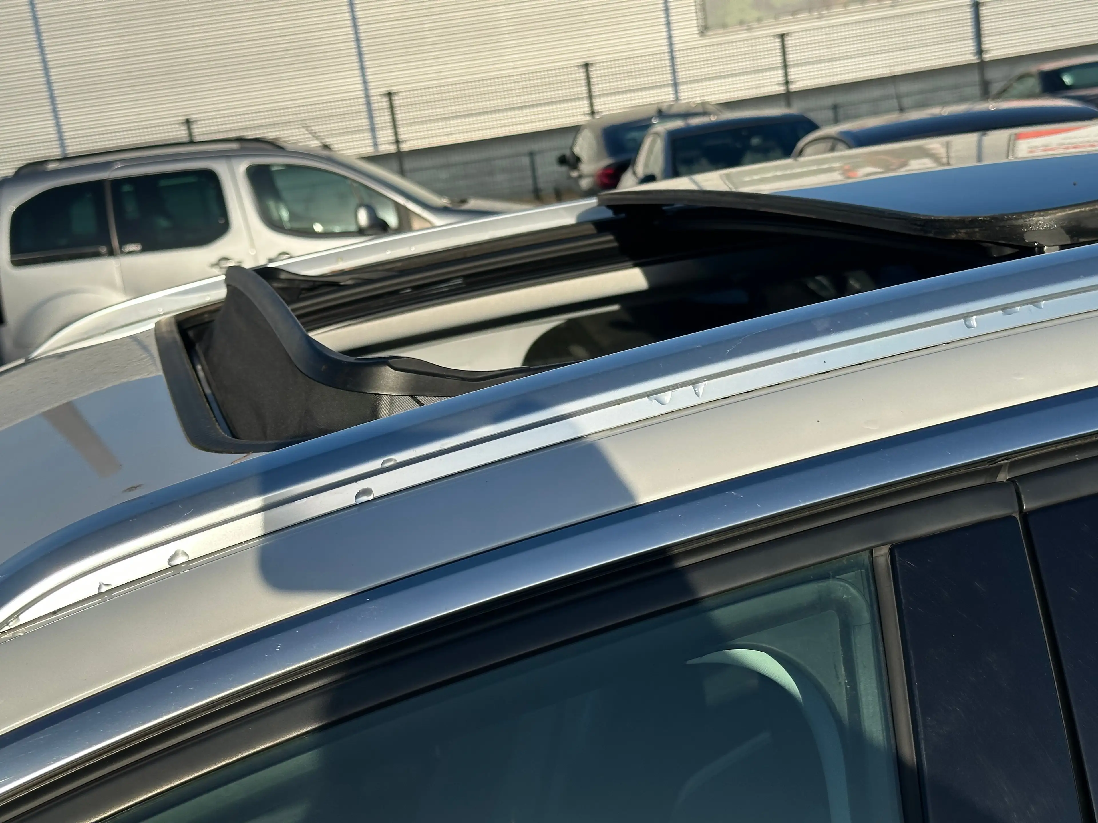 Peugeot 3008 1.2 PureTech Blue Lease Premium Panorama Dak | 19" — photo 4
