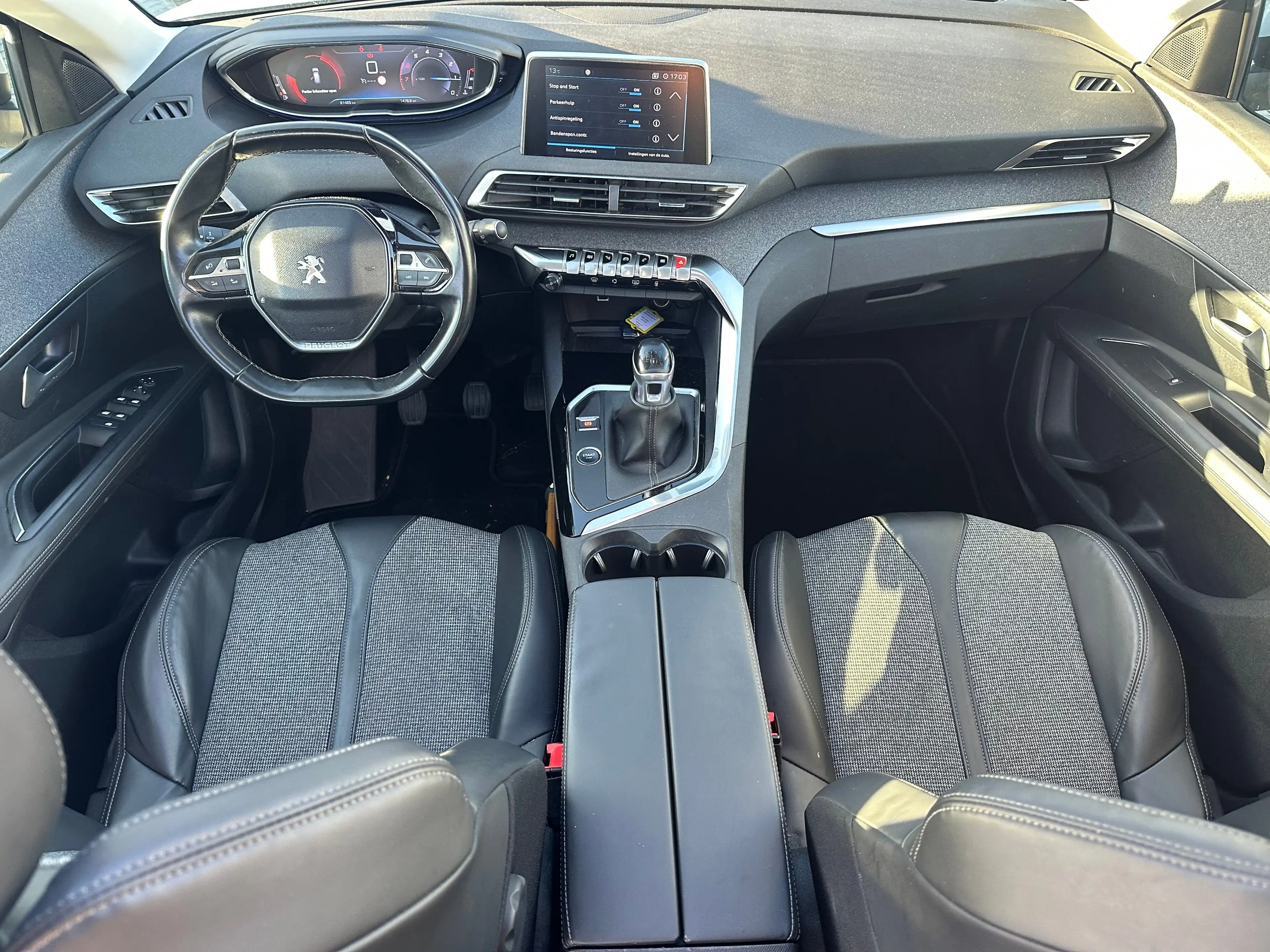 Peugeot 3008 1.2 PureTech Blue Lease Premium Panorama Dak | 19" — photo 5