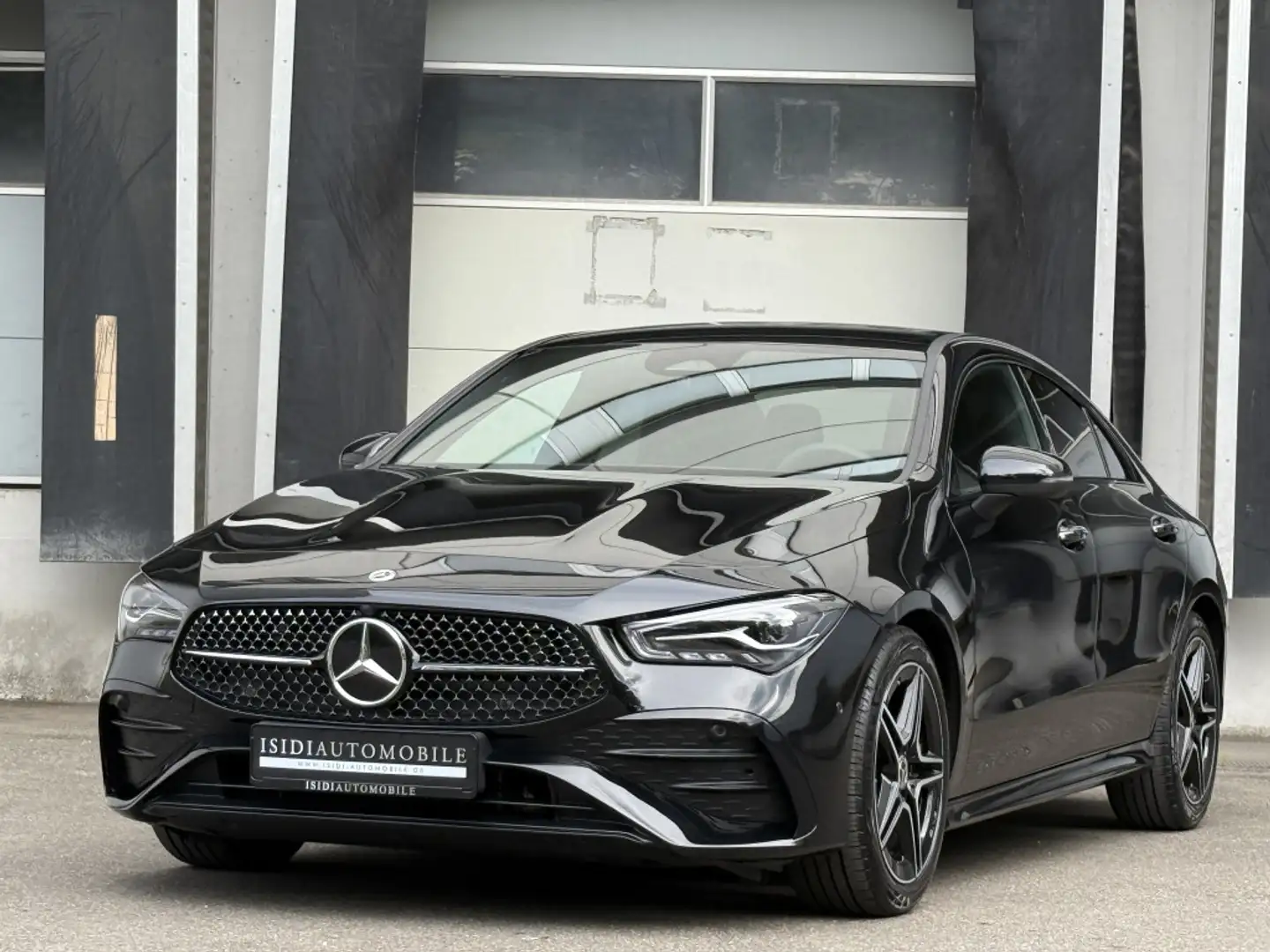 Mercedes-Benz CLA 200 Coupe AMG Night LED Distronic Rü-Kamera Negro - 1