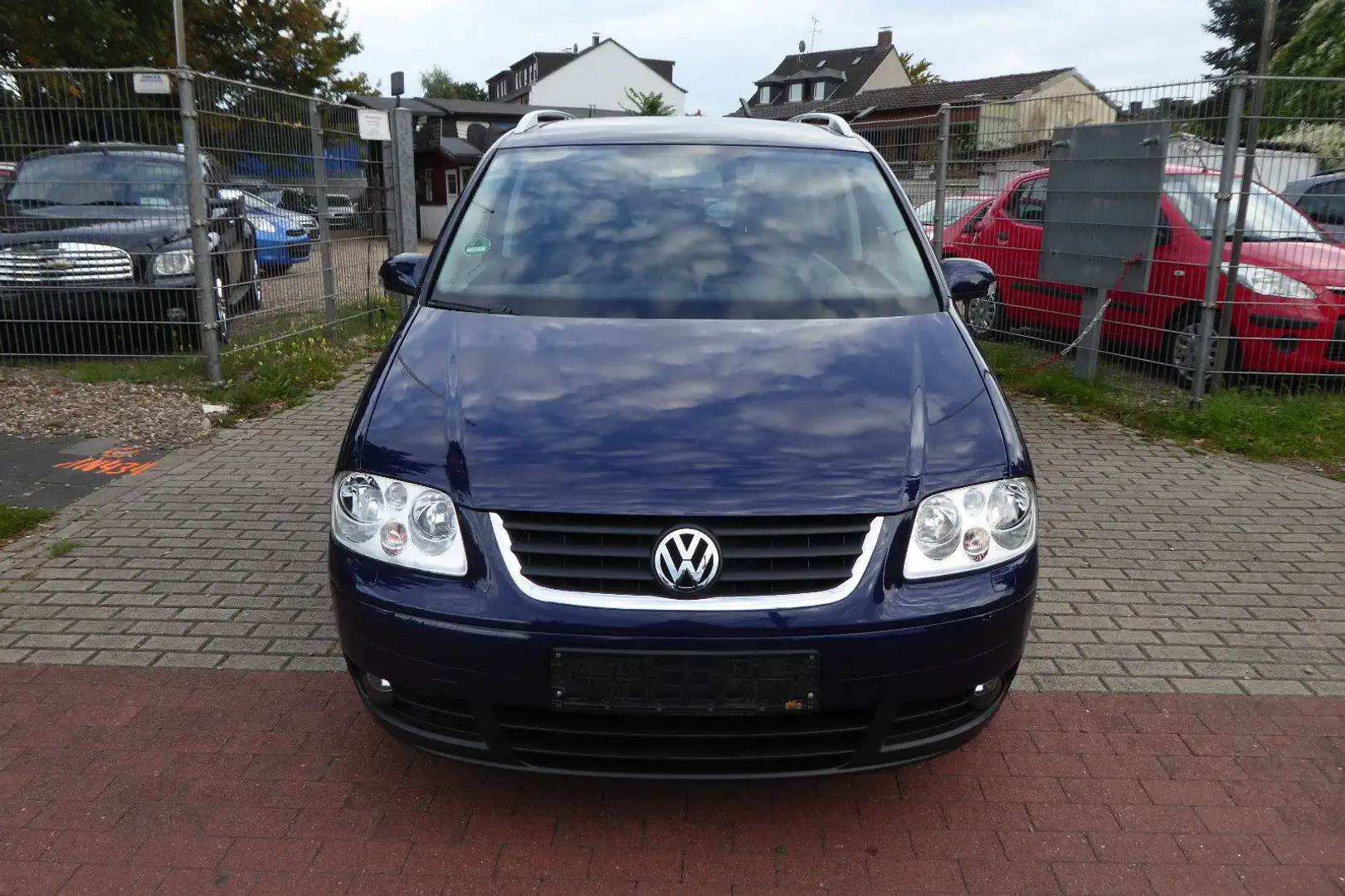 Volkswagen Touran Goal/ Navi/ 2Zonen Klima/ TOP! Bleu - 2