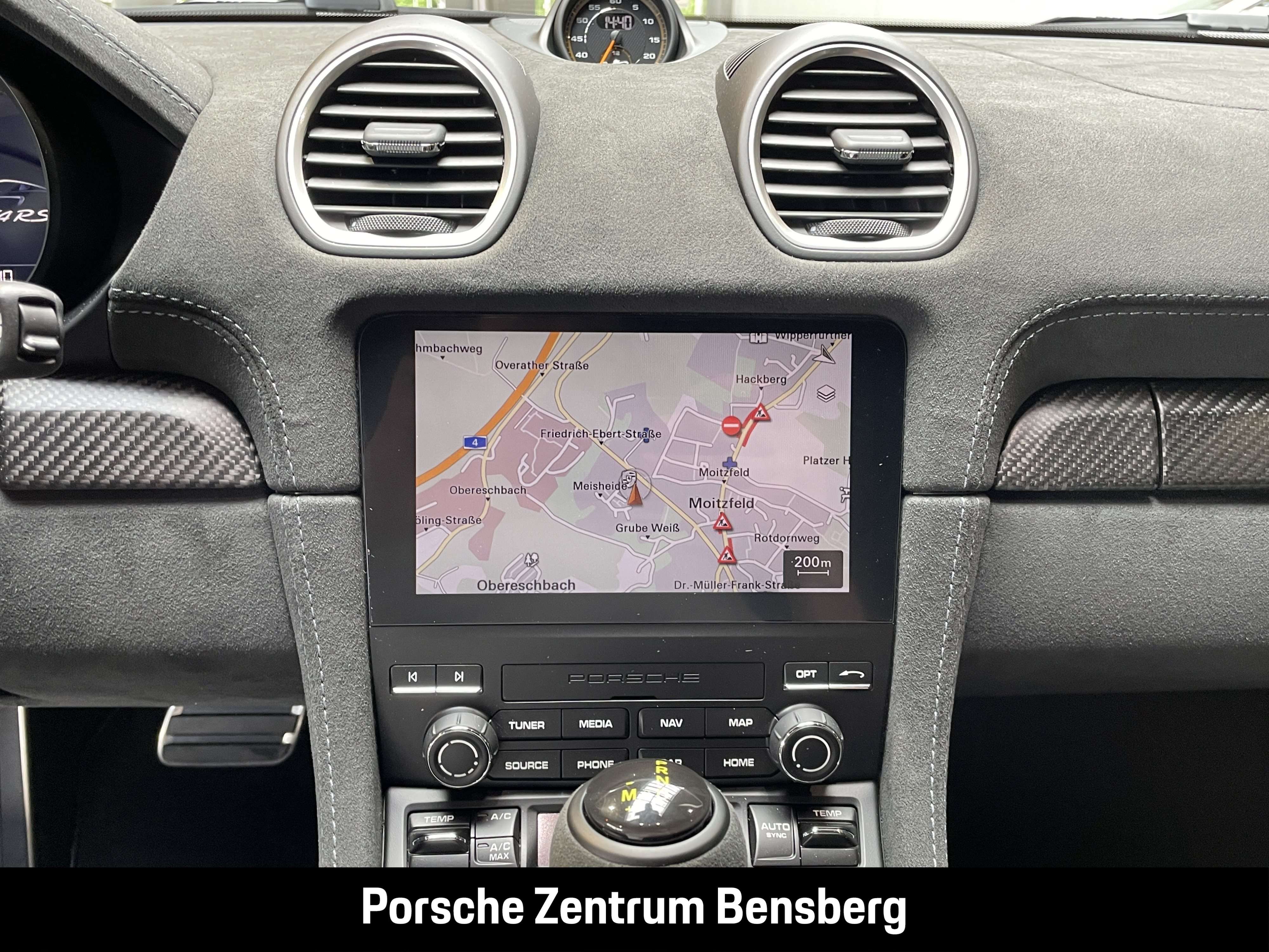 Porsche Cayman