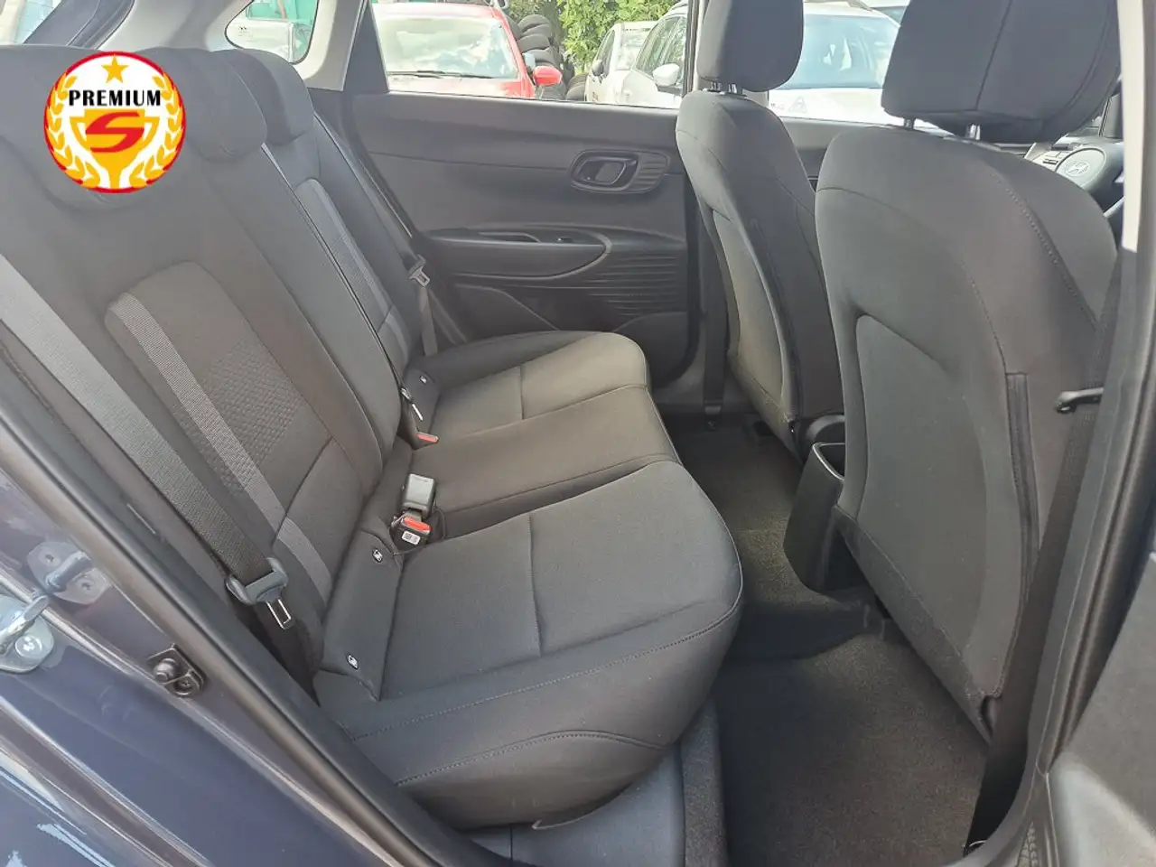 Hyundai i20 1.2 79cv mpi Connectline / TELECAMERA 32