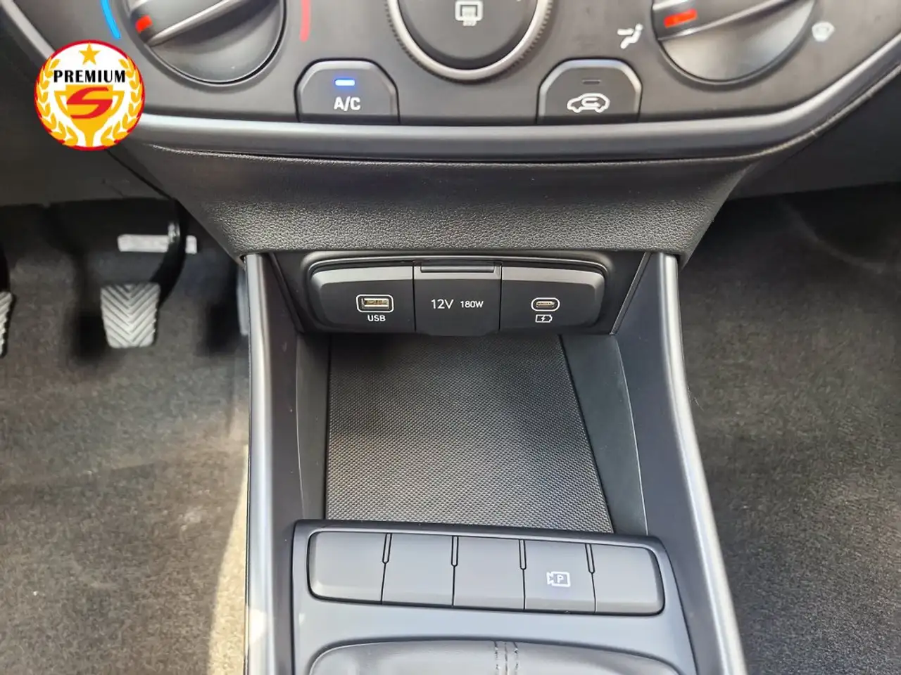 Hyundai i20 1.2 79cv mpi Connectline / TELECAMERA 13