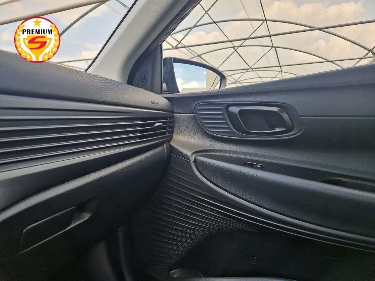 Hyundai i20 1.2 79cv mpi Connectline / TELECAMERA 29