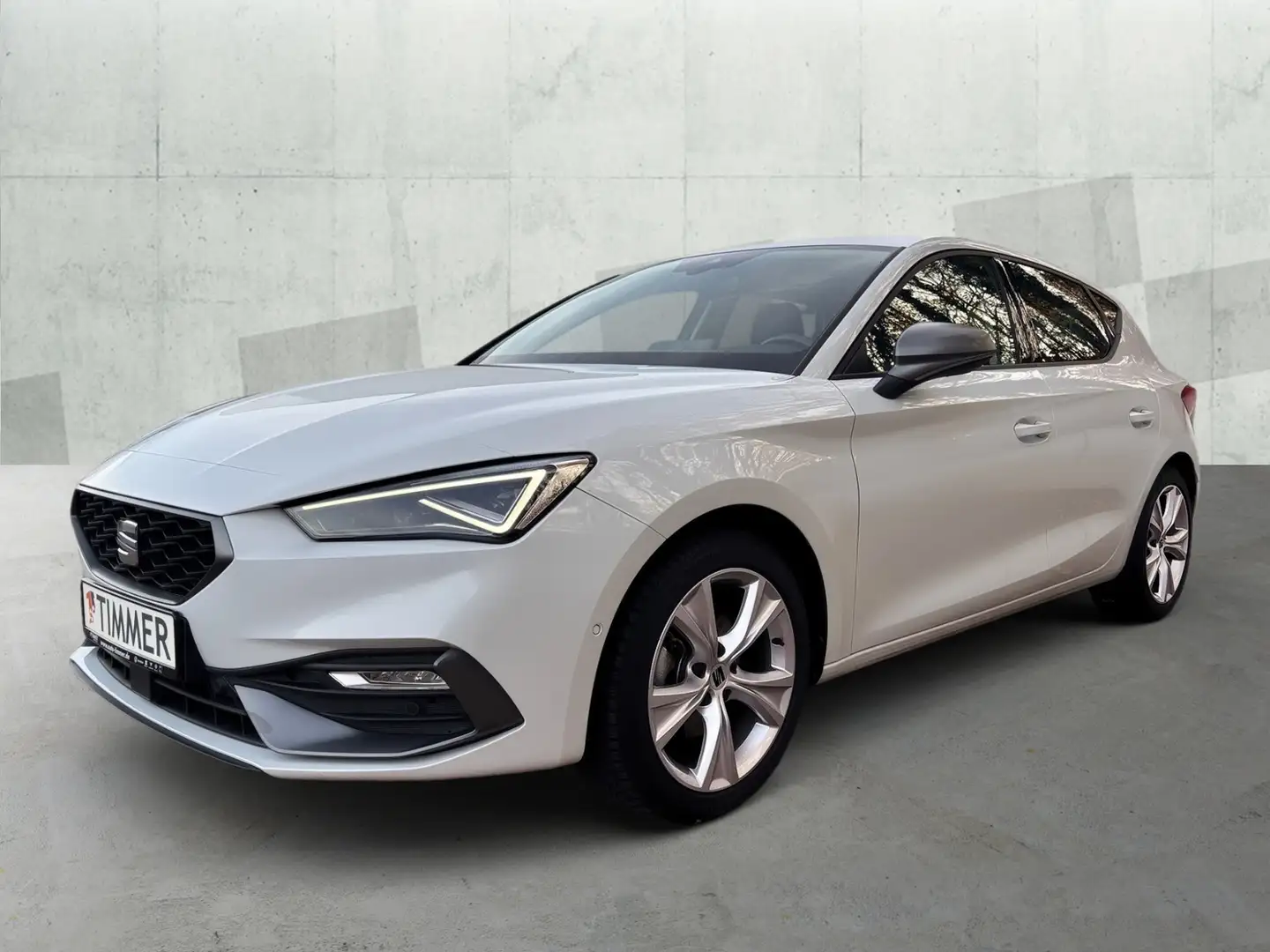 SEAT Leon 1.5 eTSI DSG FR *MATRIX *ACC *RKAM *NAVI *SHZ *AL Weiß - 2