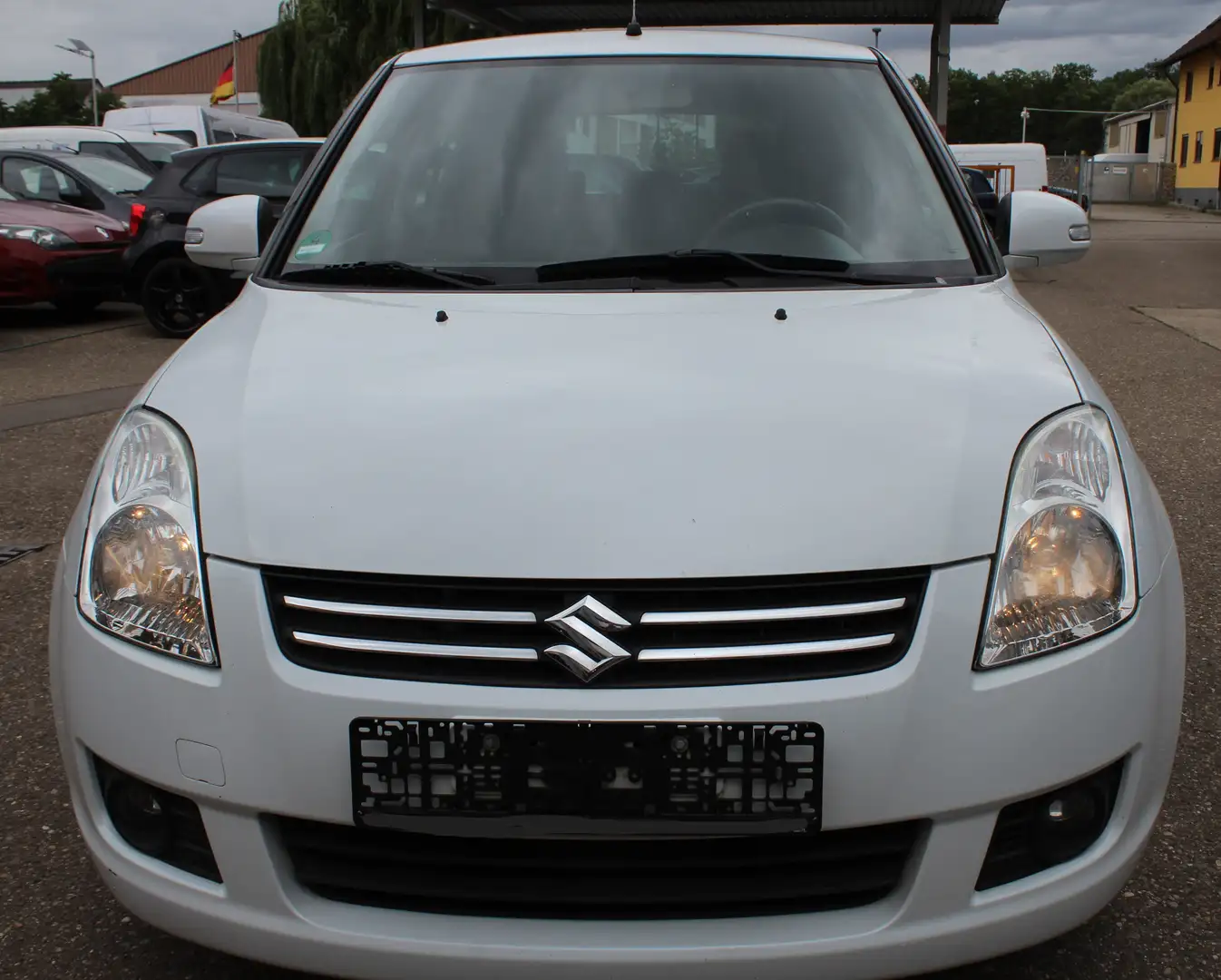 Suzuki Swift 1.3 Snow (5-trg.),TÜV 10.2026 Weiß - 2
