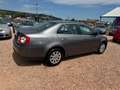 Volkswagen Jetta Comfortline ein Jahr Garantie neu tüv Gris - thumbnail 3