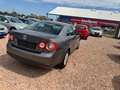 Volkswagen Jetta Comfortline ein Jahr Garantie neu tüv Gris - thumbnail 4