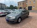 Volkswagen Jetta Comfortline ein Jahr Garantie neu tüv Gris - thumbnail 20