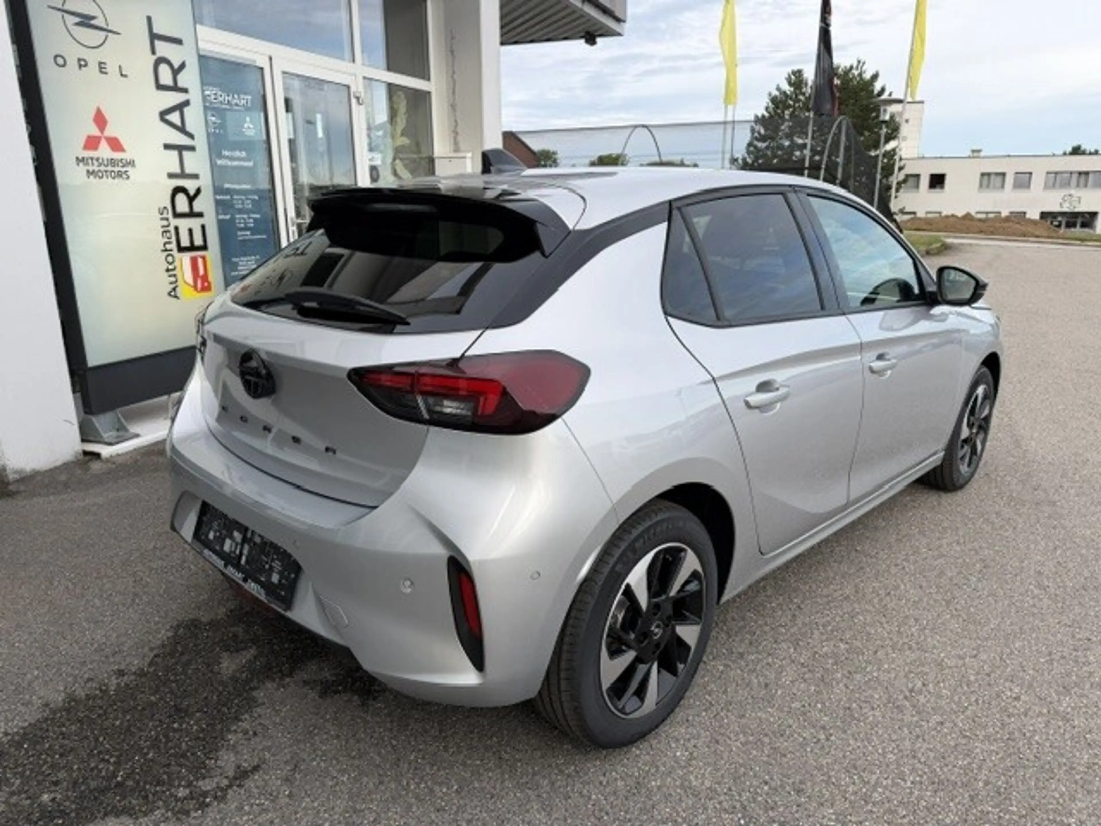 Opel Corsa-e 54kWh GS — photo 5