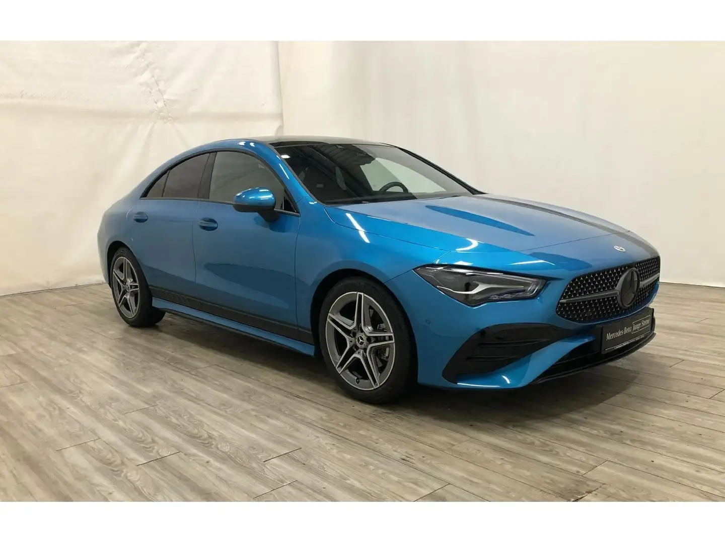 Mercedes-Benz CLA 180 AMG Leder*AHK*Pano*LED*Kamera*Lenkradhei Blau - 2