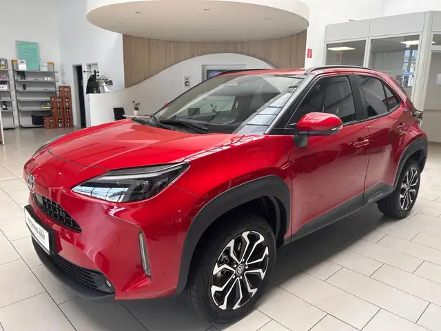 Toyota Yaris Cross 1.5 Teamplayer Winter + SafetyPaket