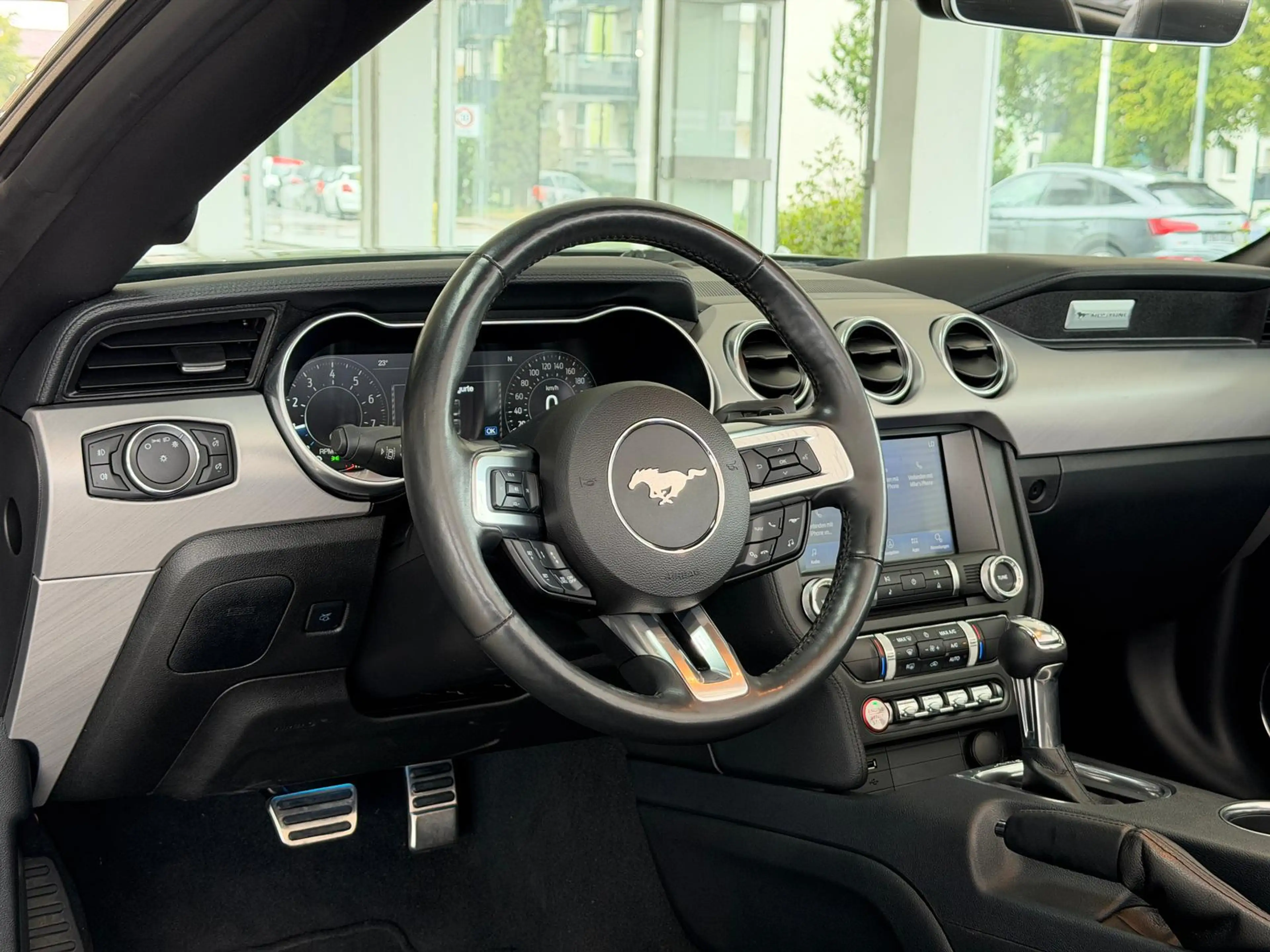 Ford Mustang 5.0 GT Cabrio AUT*MAGNERIDE*B&O*STREIFEN — photo 13