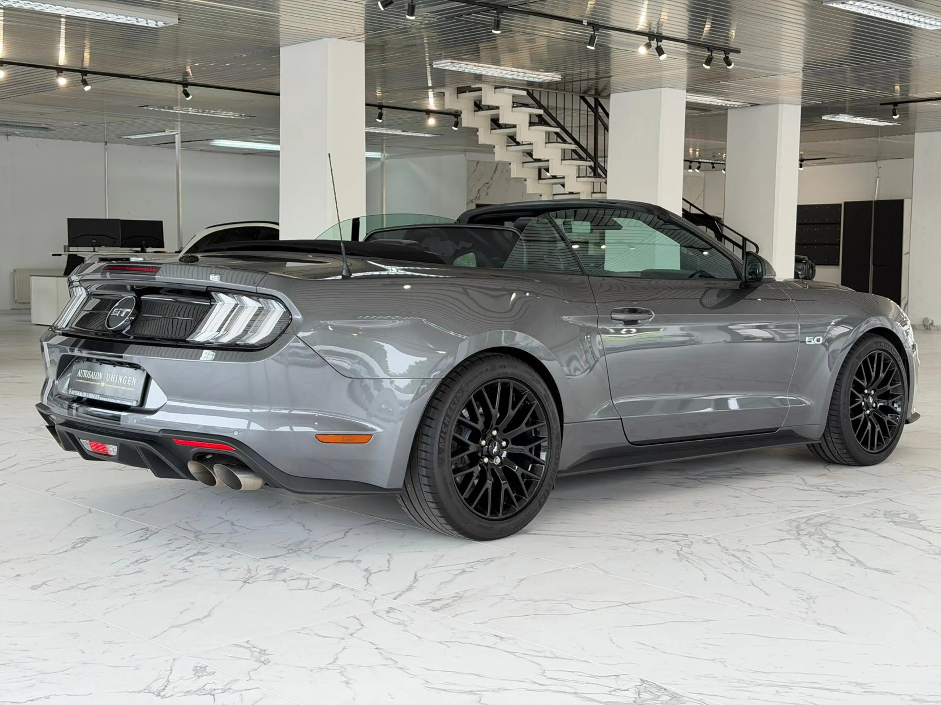 Ford Mustang 5.0 GT Cabrio AUT*MAGNERIDE*B&O*STREIFEN — photo 5
