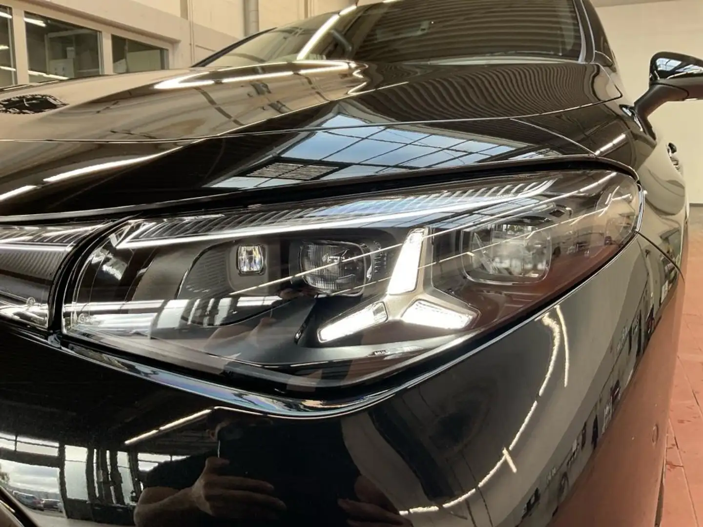 Mercedes-Benz CLA 250 + mit EQ Technologie AMG+MBUX+Memory+PANO Noir - 2