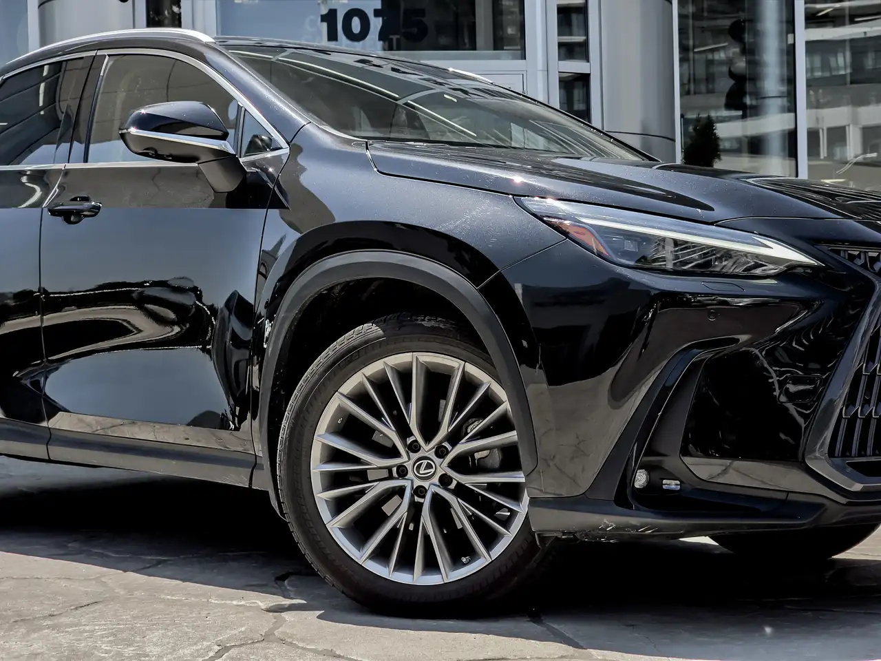 Lexus NX photo Lexus NX
