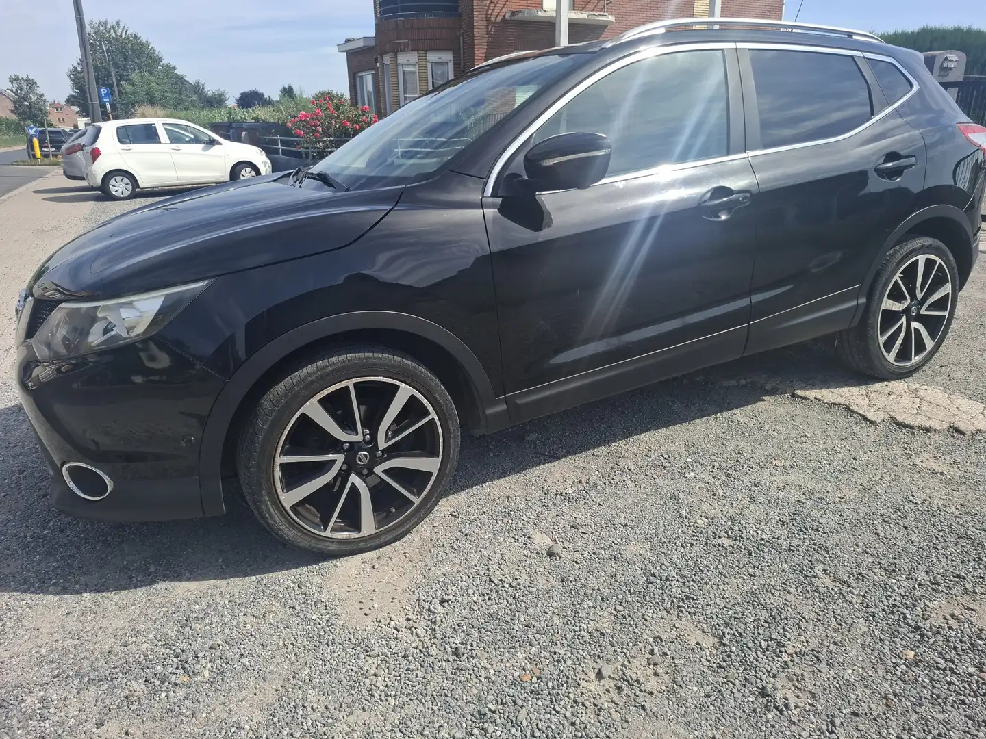 Nissan Qashqai Qashqai 1.6 dCi 2WD Tekna Xtronic Noir - 1