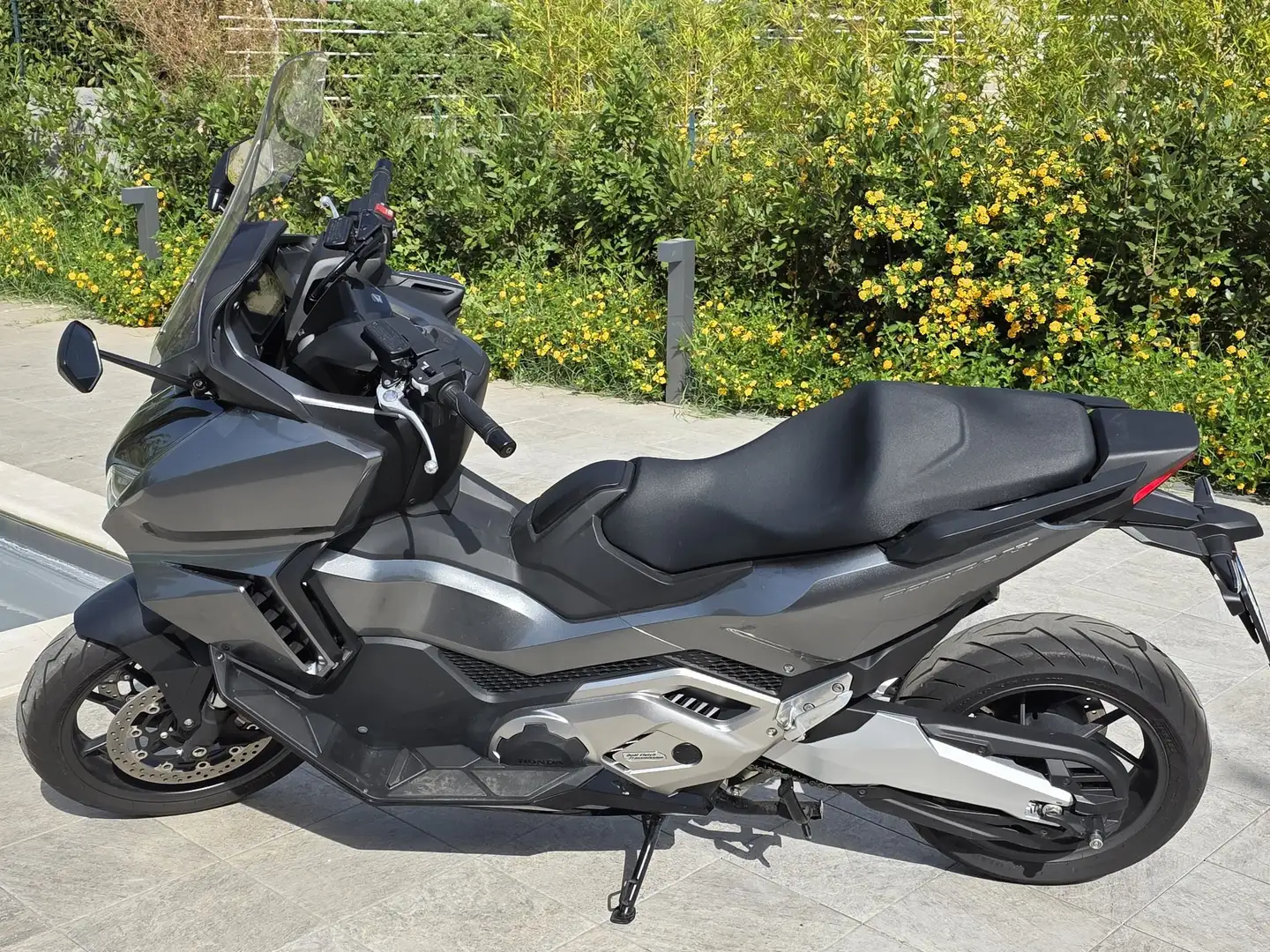 Honda Forza 750 Grigio - 1