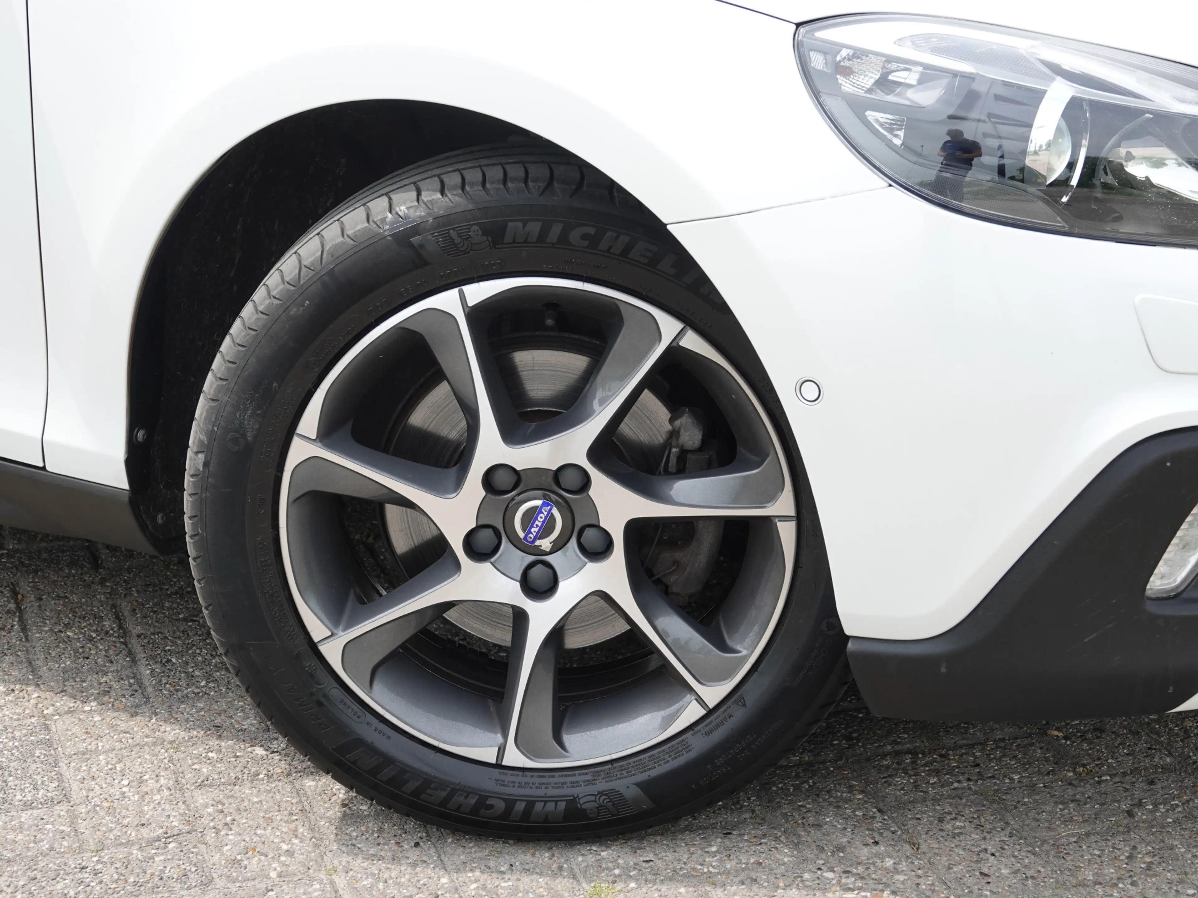 Volvo V40 Cross Country 1.6 T4 180PK Ocean Race PANO | VOL LEER | HK-AUDIO — photo 13