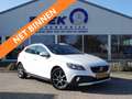 Volvo V40 Cross Country 1.6 T4 180PK Ocean Race PANO | VOL LEER | HK-AUDIO Blanco - thumbnail 1