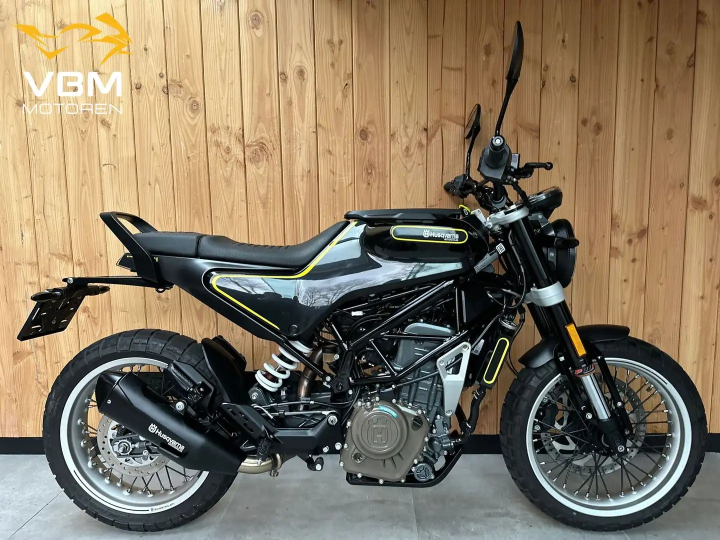 Husqvarna Svartpilen 401 Zwart - 1