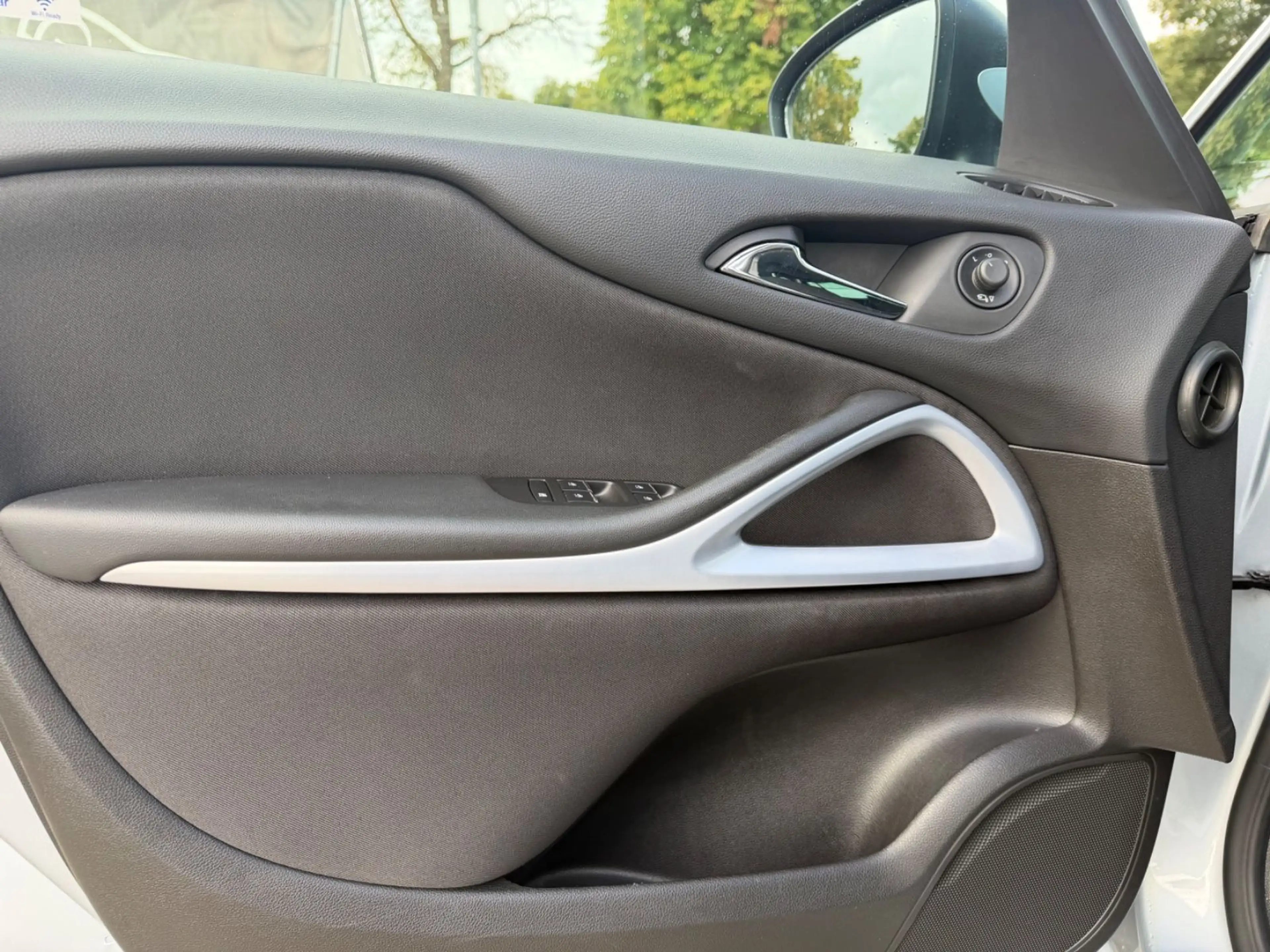 Opel Zafira C ON — photo 13