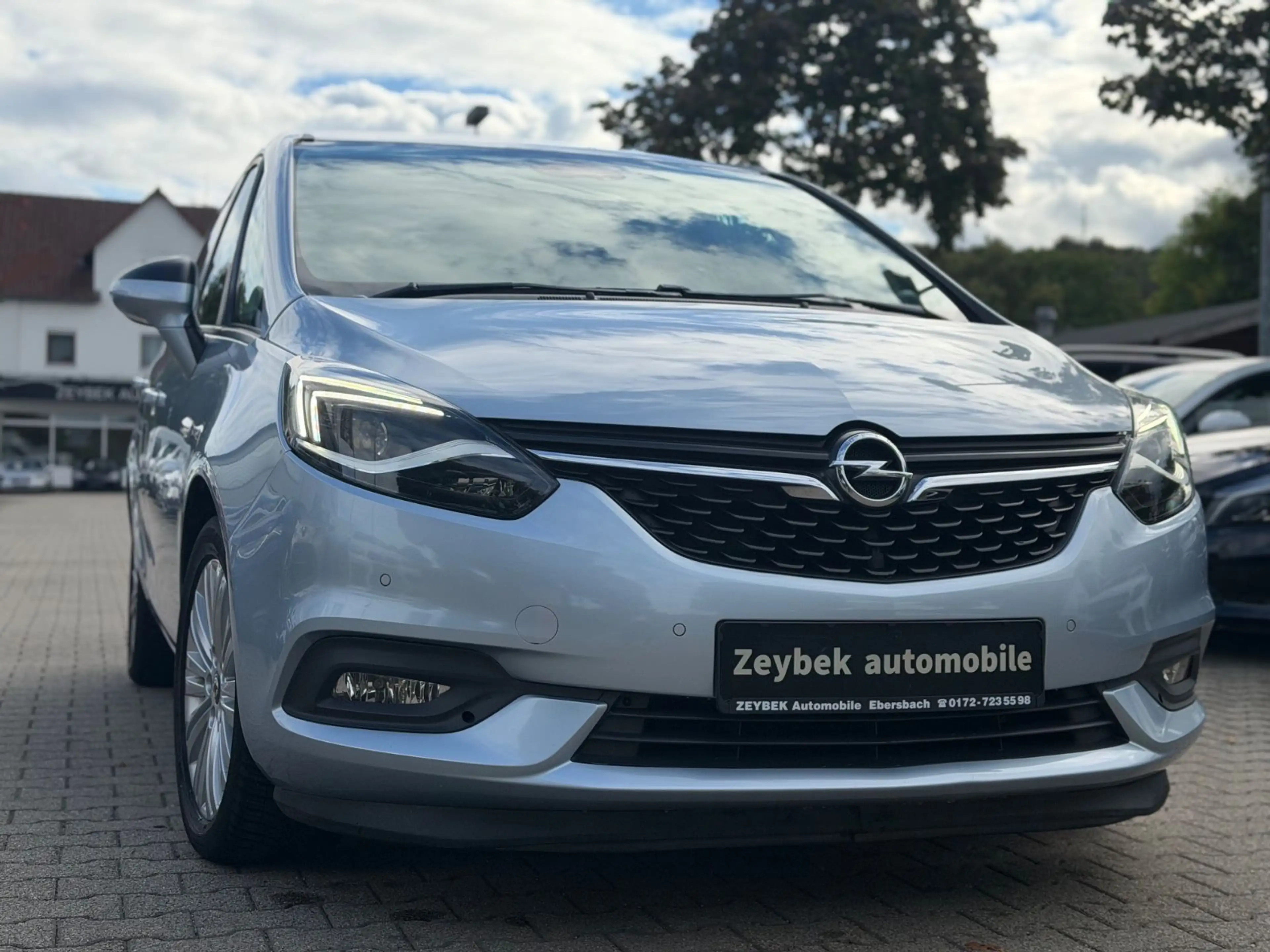 Opel Zafira C ON — photo 2