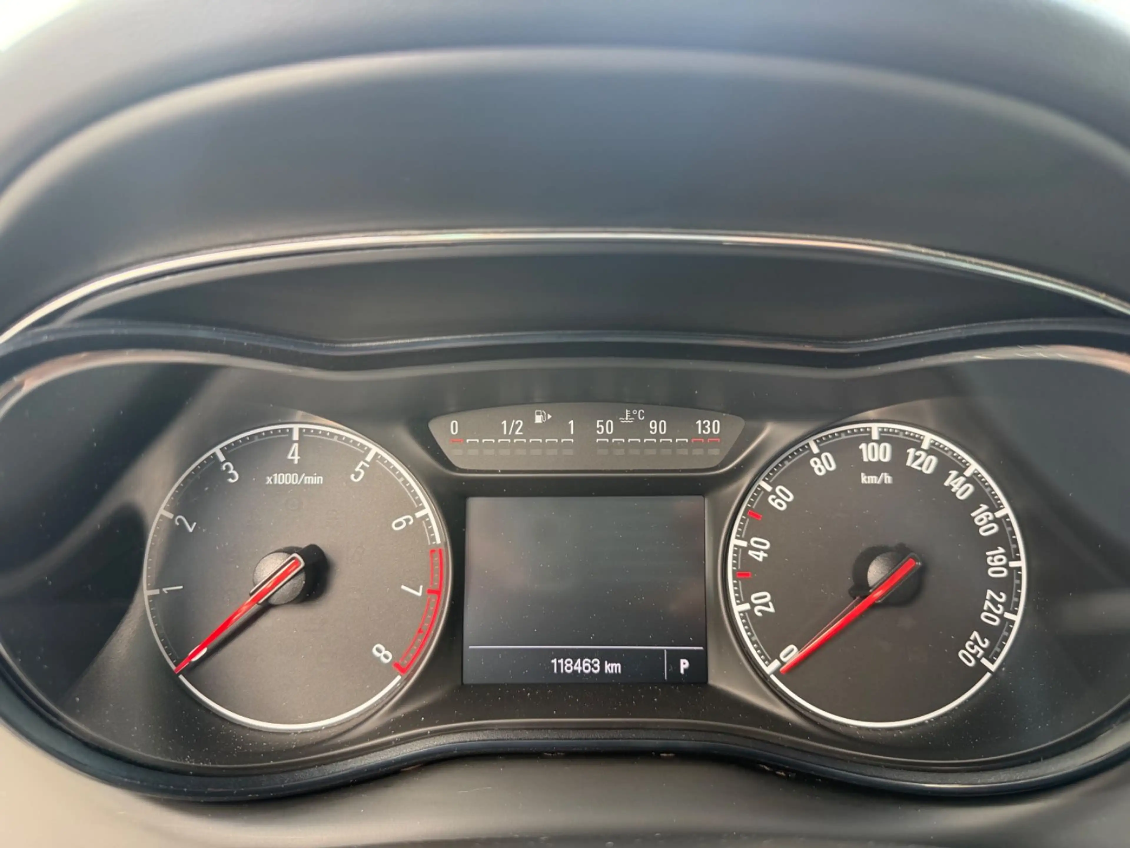 Opel Zafira C ON — photo 15