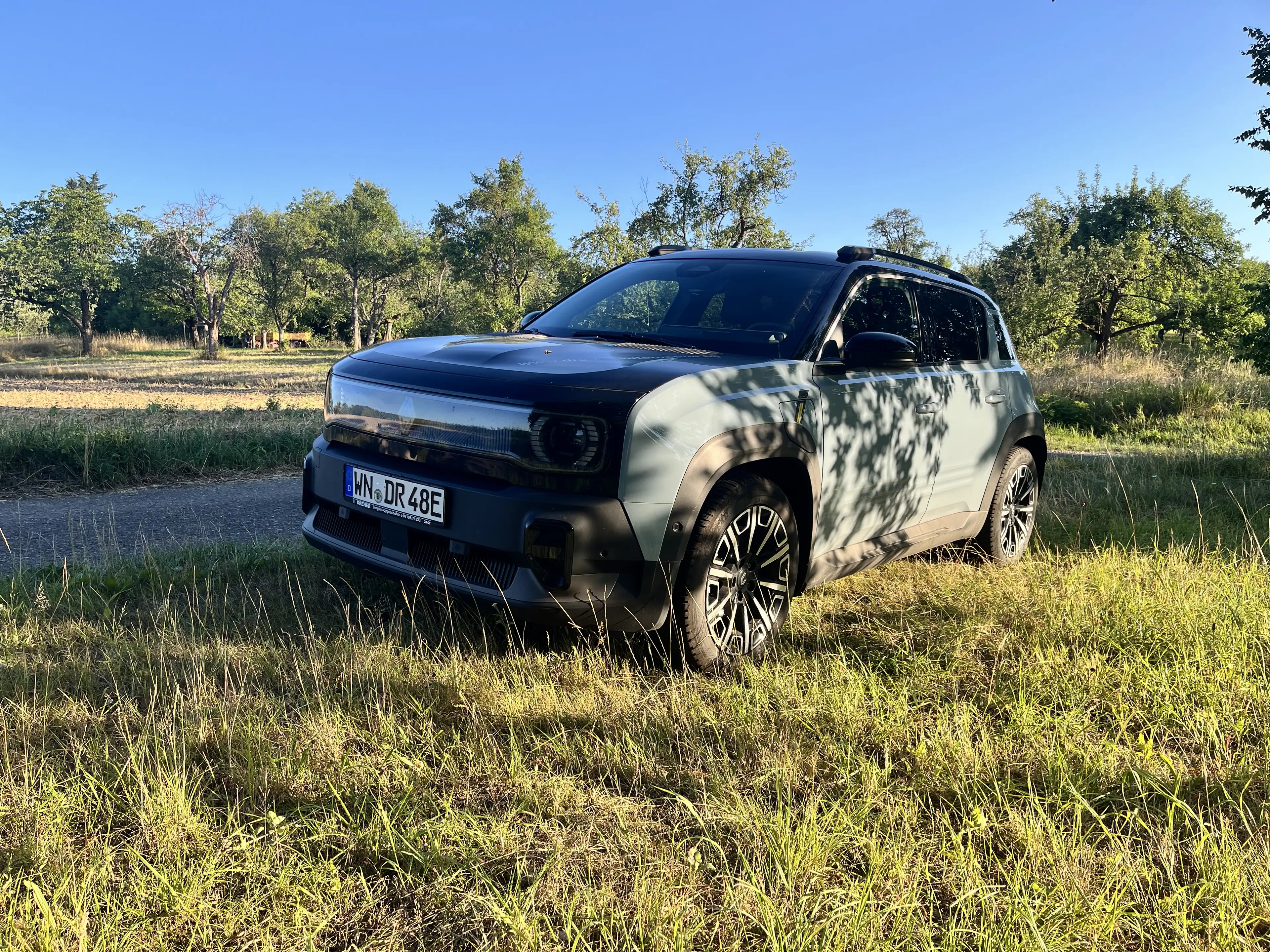 Renault R 4 R 4 E-Tech Iconic 150 Comfort Range — photo 2
