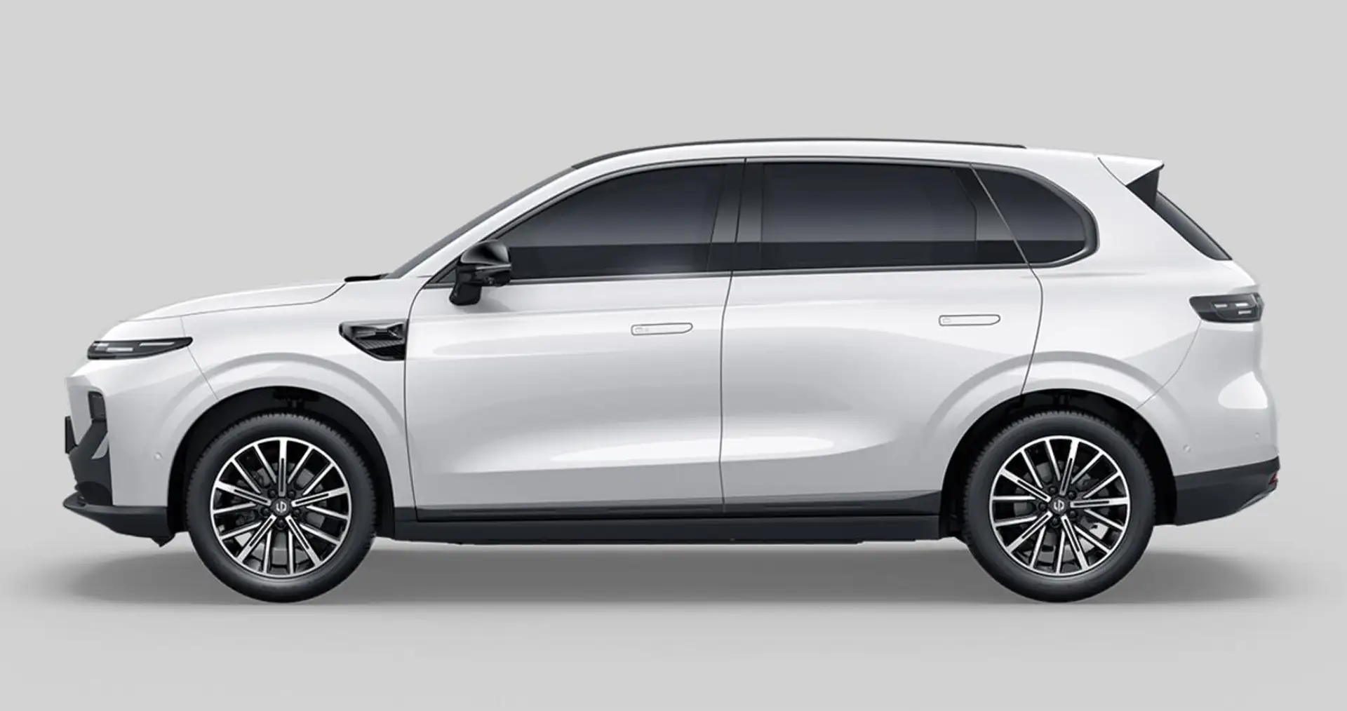 Leapmotor B10 DESIGN PRO MAX BEV 67,1kWh ProMax Pano 360° Nav... Weiß - 2