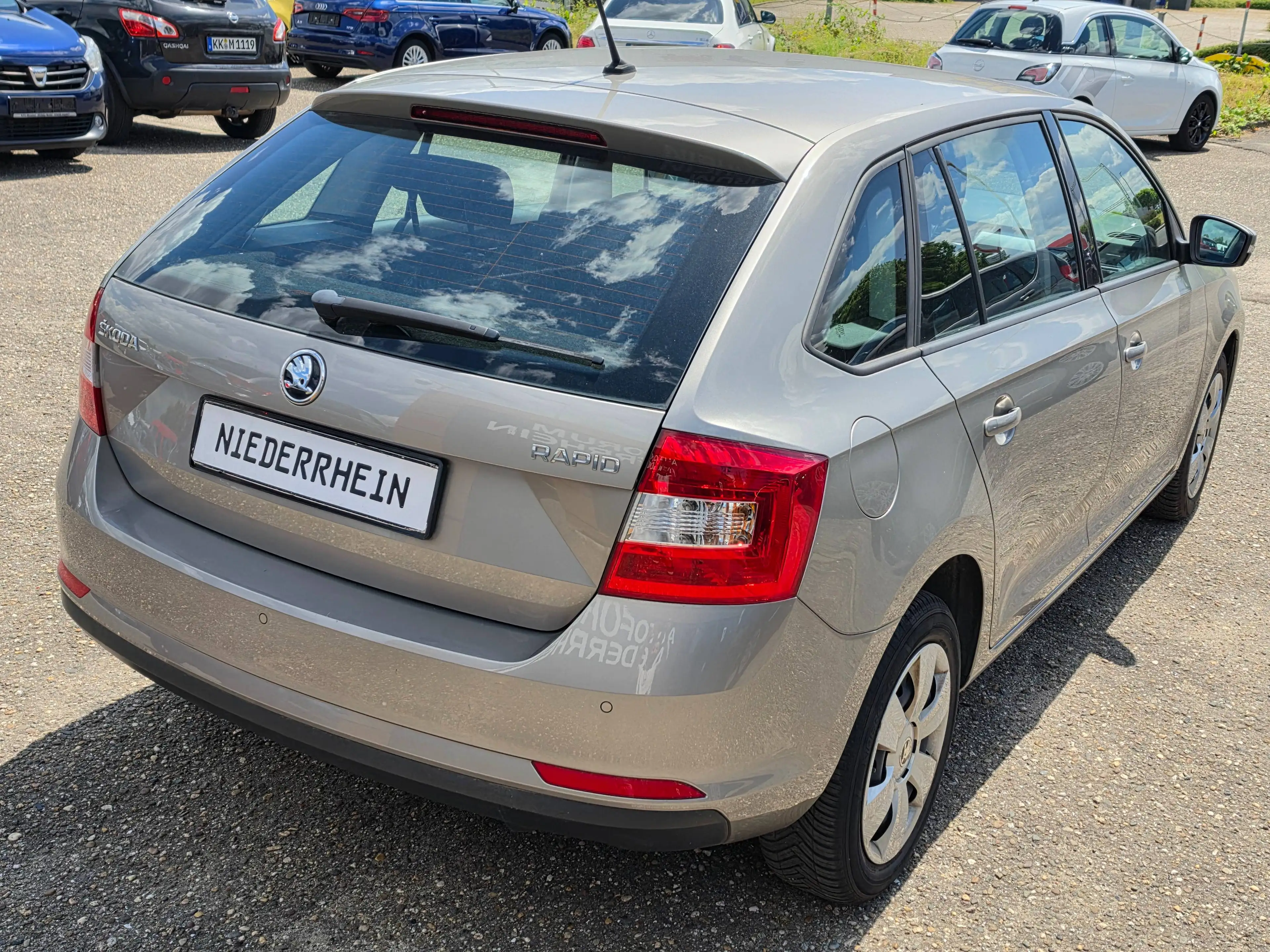Skoda Rapid/Spaceback 1.2 Ambition *gepflegt* — photo 6