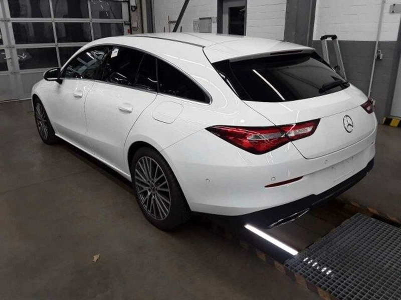 Mercedes-Benz CLA 180 Style R-Kamera+SHZ+DAB+Carplay+18" — photo 4