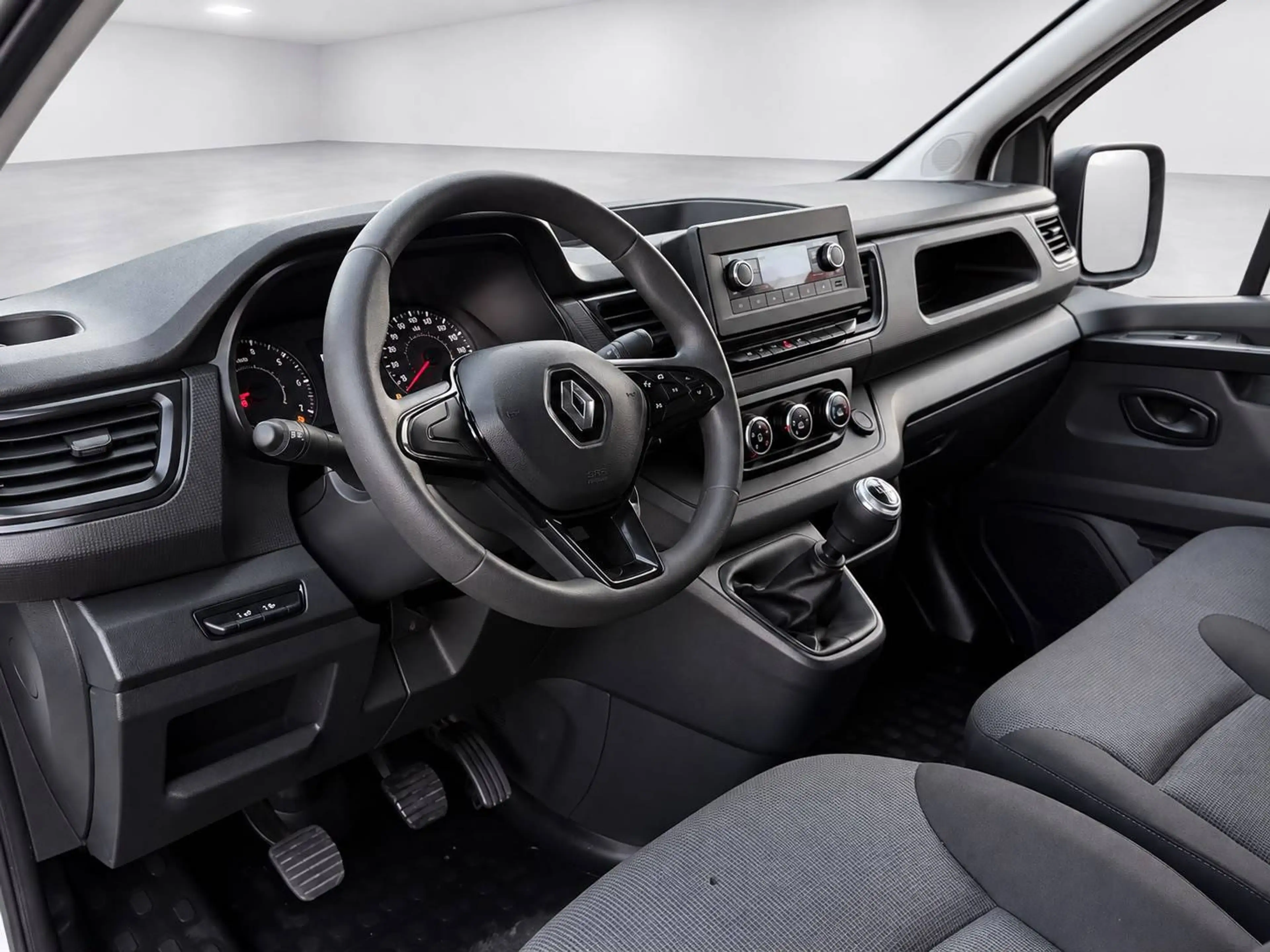 Renault Trafic L2H1 | LED | 2.0 Liter | — photo 10