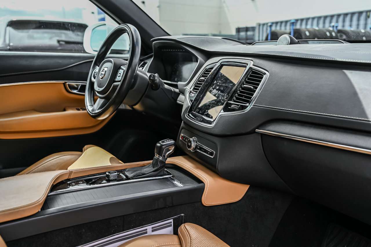 2022 Volvo XC90 T6 AWD Inscription (7-Seat) Bowers & Wilkins + Pol thumb 25