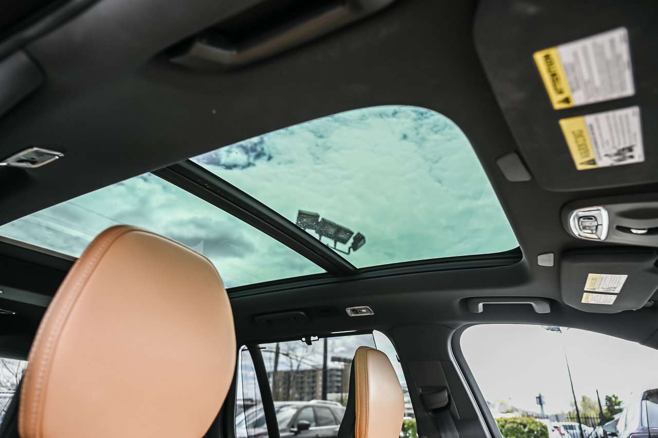 2022 Volvo XC90 T6 AWD Inscription (7-Seat) Bowers & Wilkins + Pol thumb 27