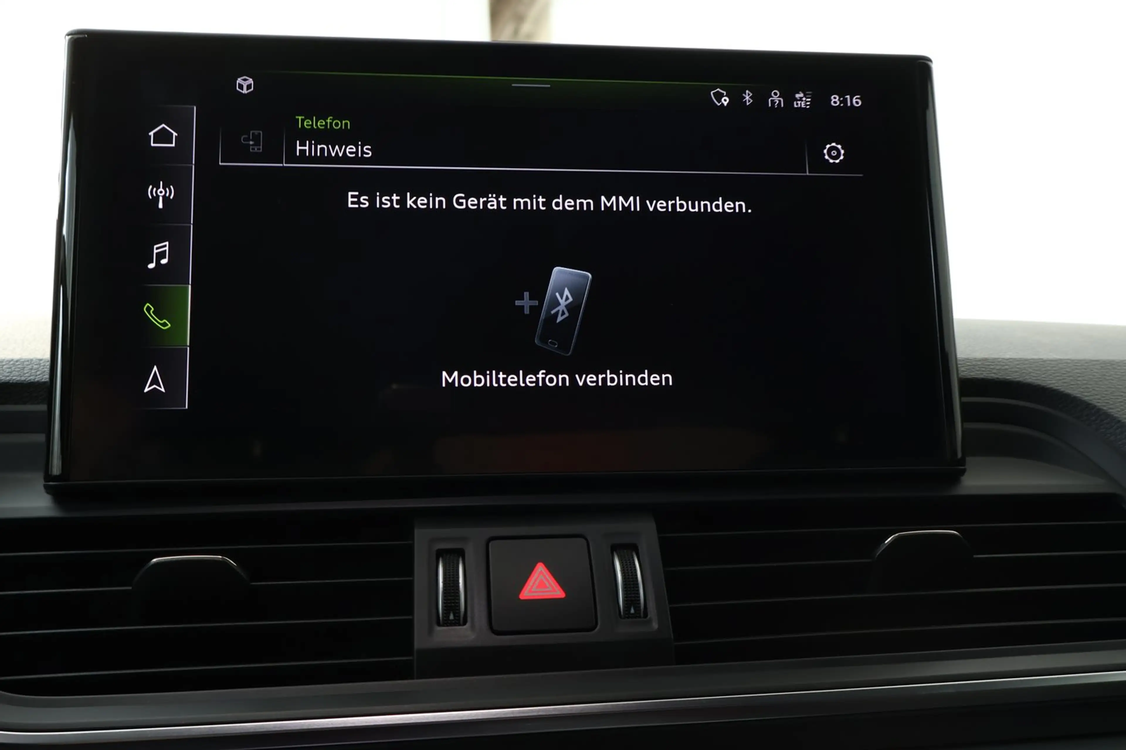 Audi Q5 55 TFSI e quattro S line — photo 6