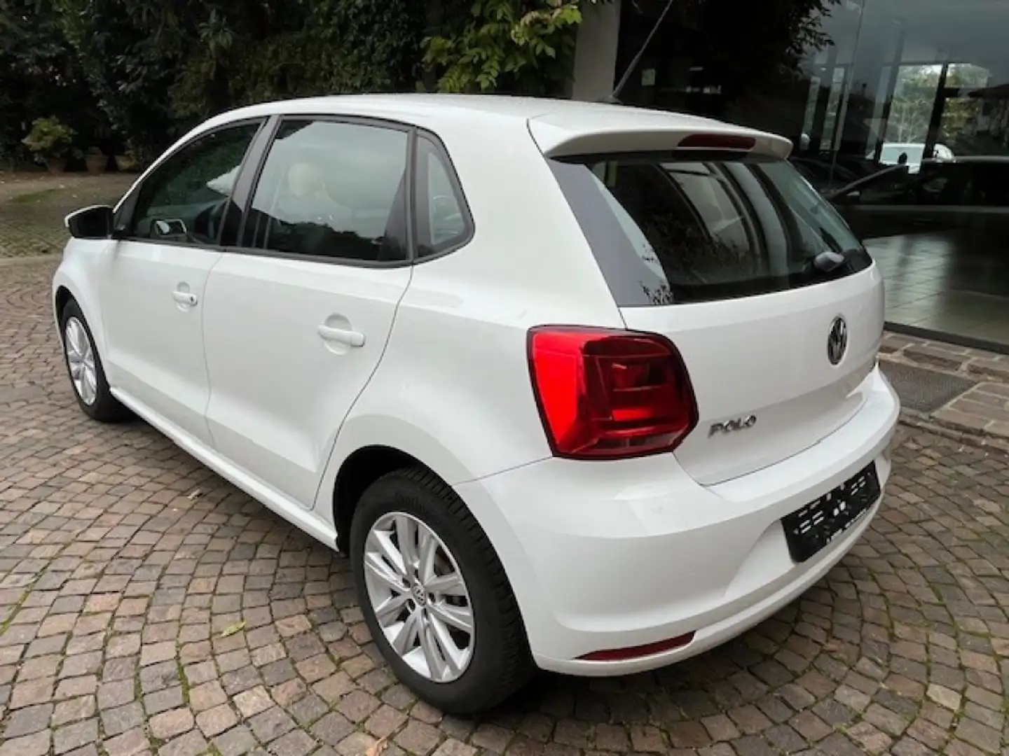 Volkswagen Polo 1.0 MPI 75 CV 5p. Comfortline Blanc - 2
