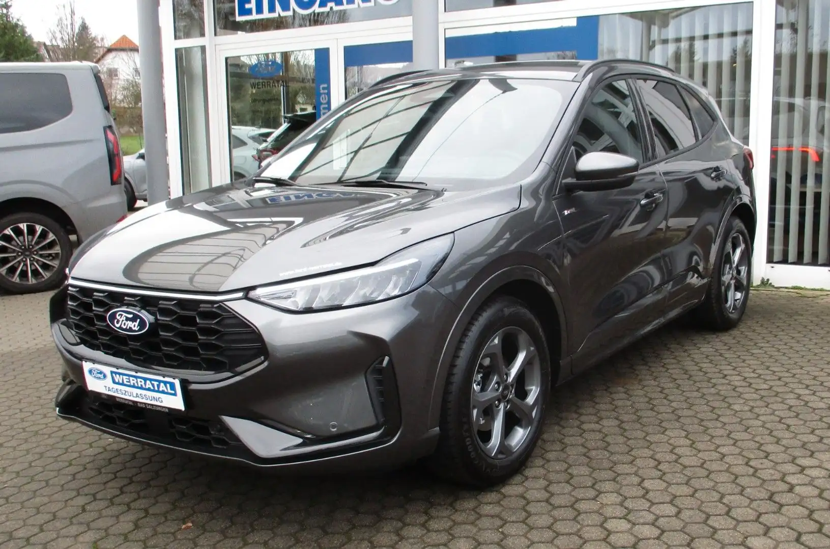 Ford Kuga ST-Line / AHK / Navi / Winterpaket Grau - 1