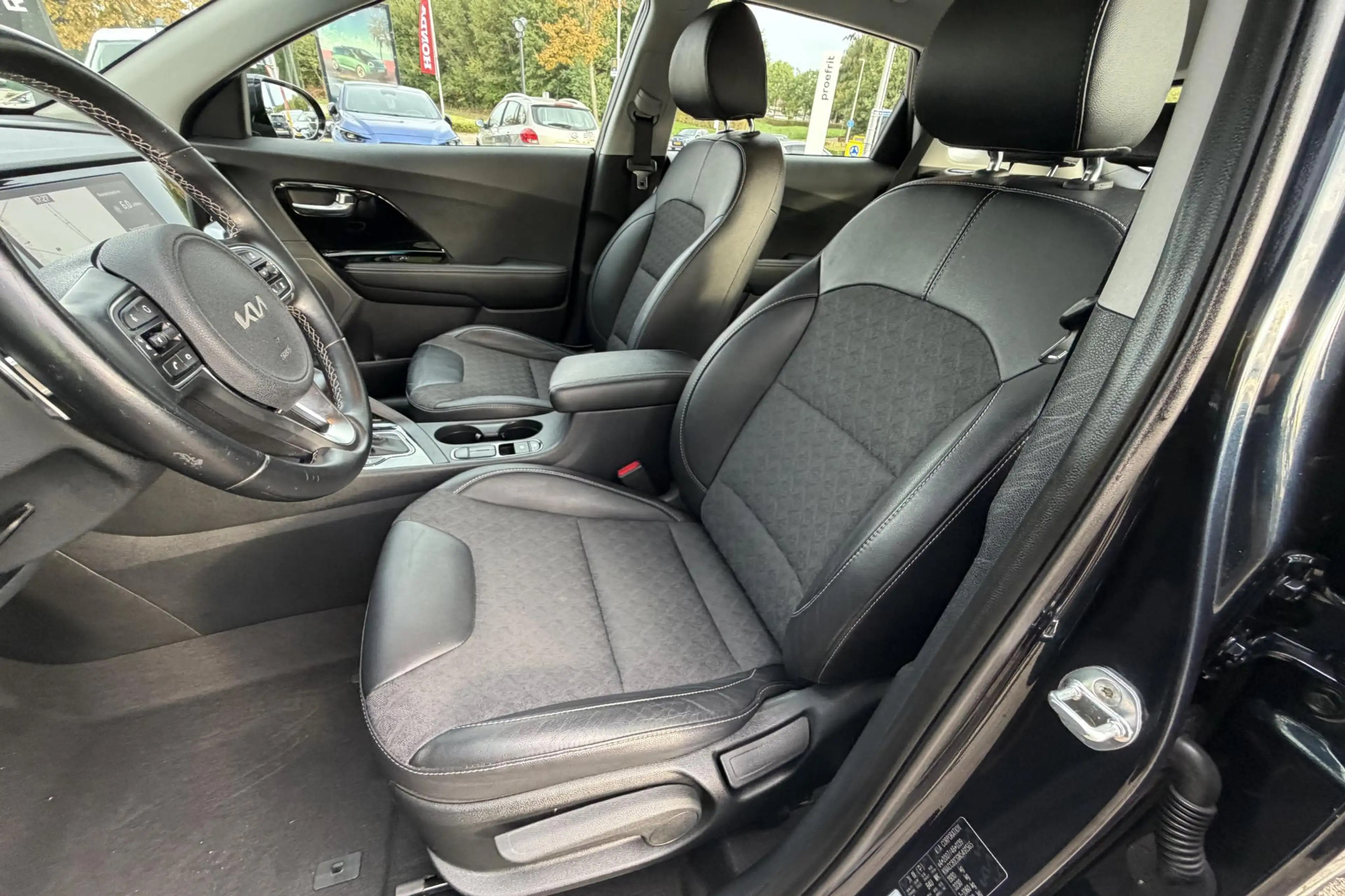 Kia Niro 1.6 GDi Hybrid DynamicLine — photo 10