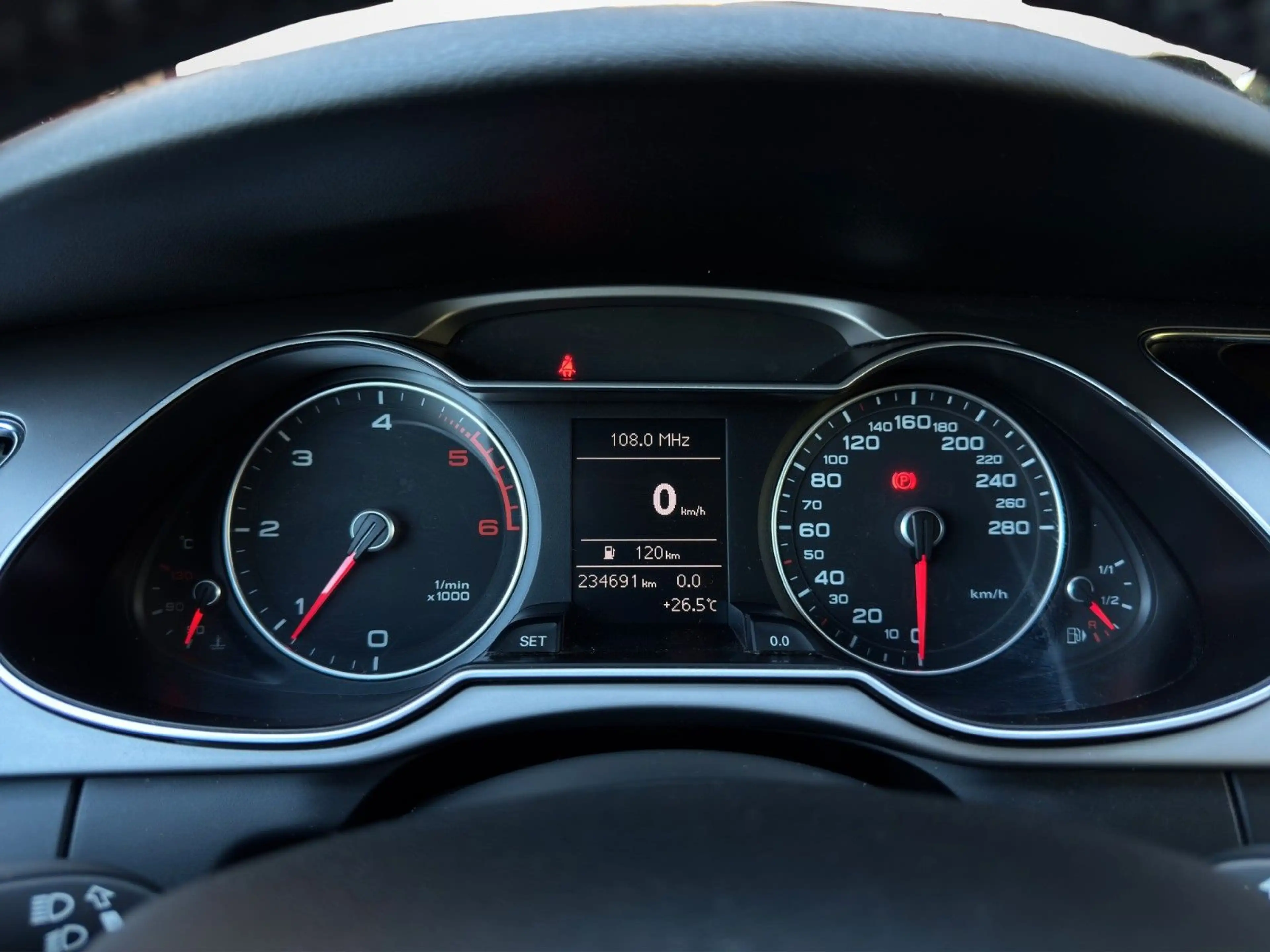 Audi A4 allroad Quattro 2.0 TDI * AHK * Navi — photo 12