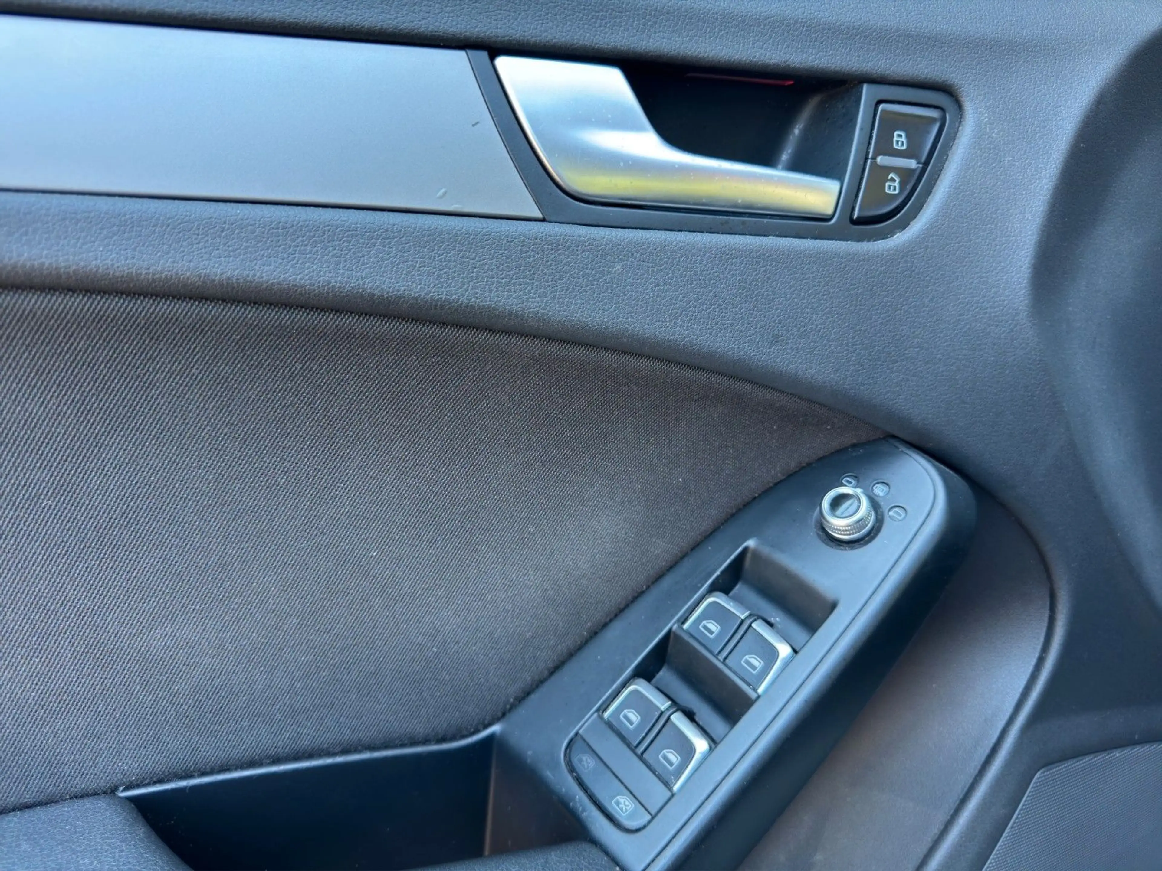 Audi A4 allroad Quattro 2.0 TDI * AHK * Navi — photo 14