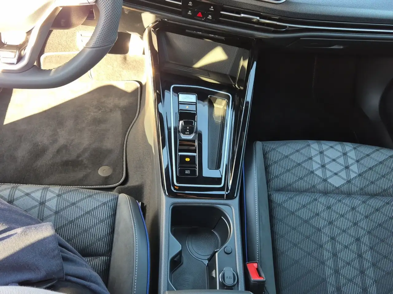 Volkswagen Golf VIII Variant 2.0 TDI DSG R-Line Black Style, миниатюра 9